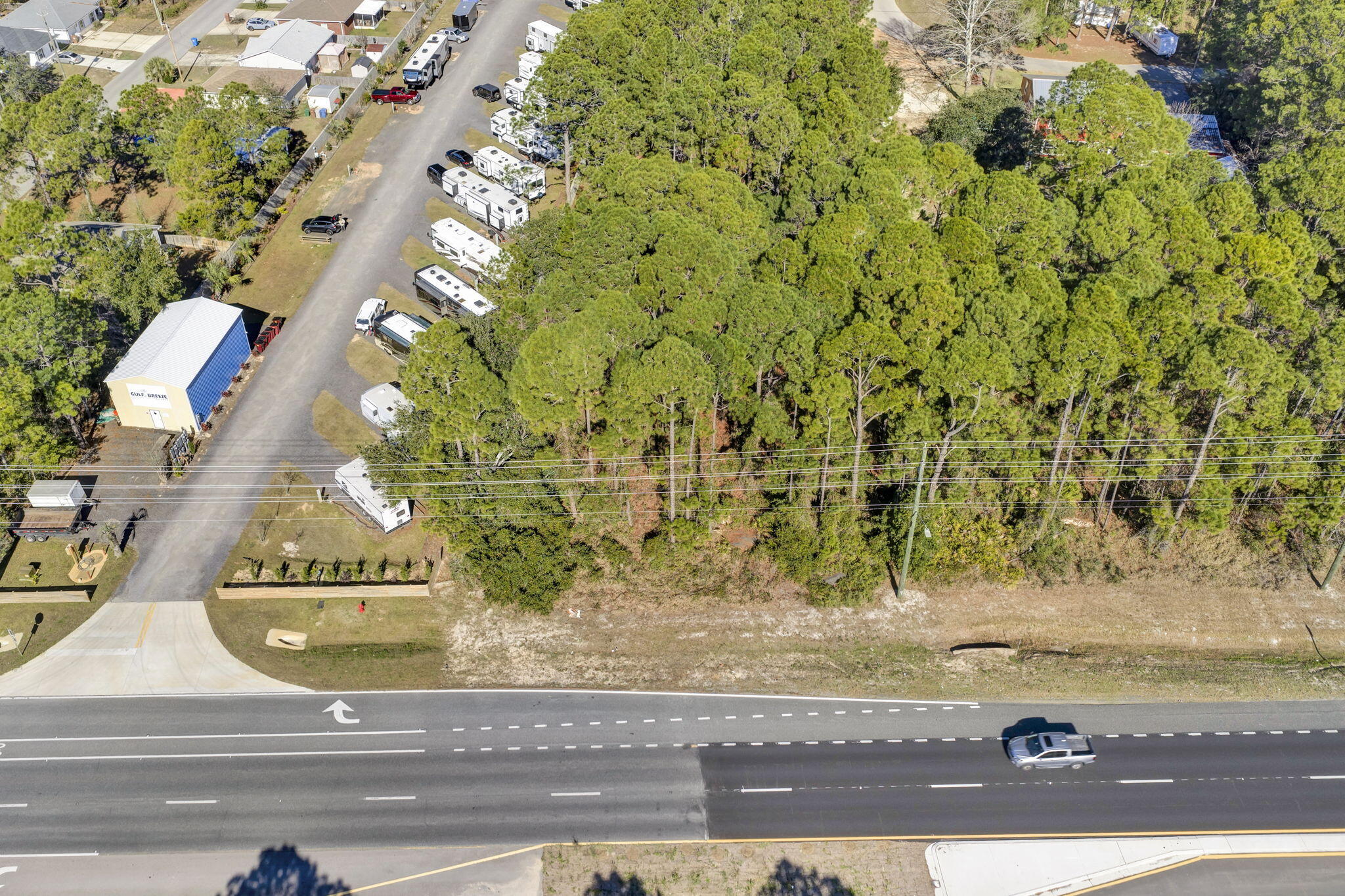 NO RECORDED SUBDIVISION - Land