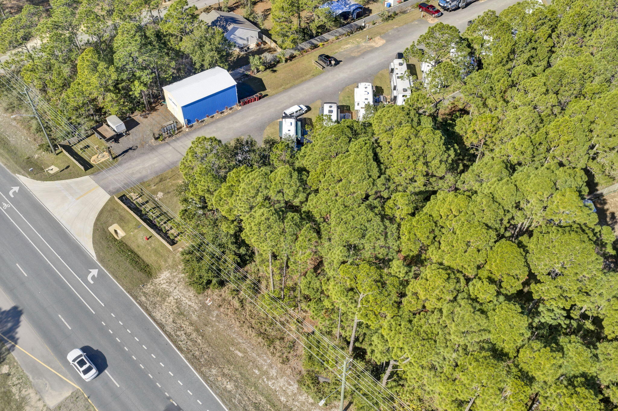 NO RECORDED SUBDIVISION - Land