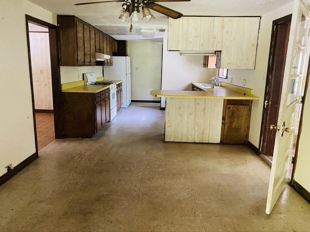 MORRIS ADDN TO CRESTVIEW - Residential