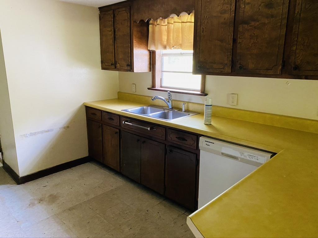 MORRIS ADDN TO CRESTVIEW - Residential