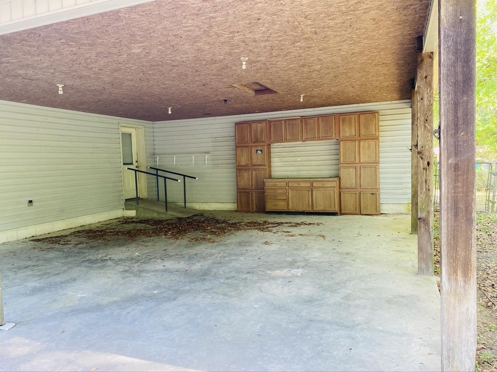 MORRIS ADDN TO CRESTVIEW - Residential