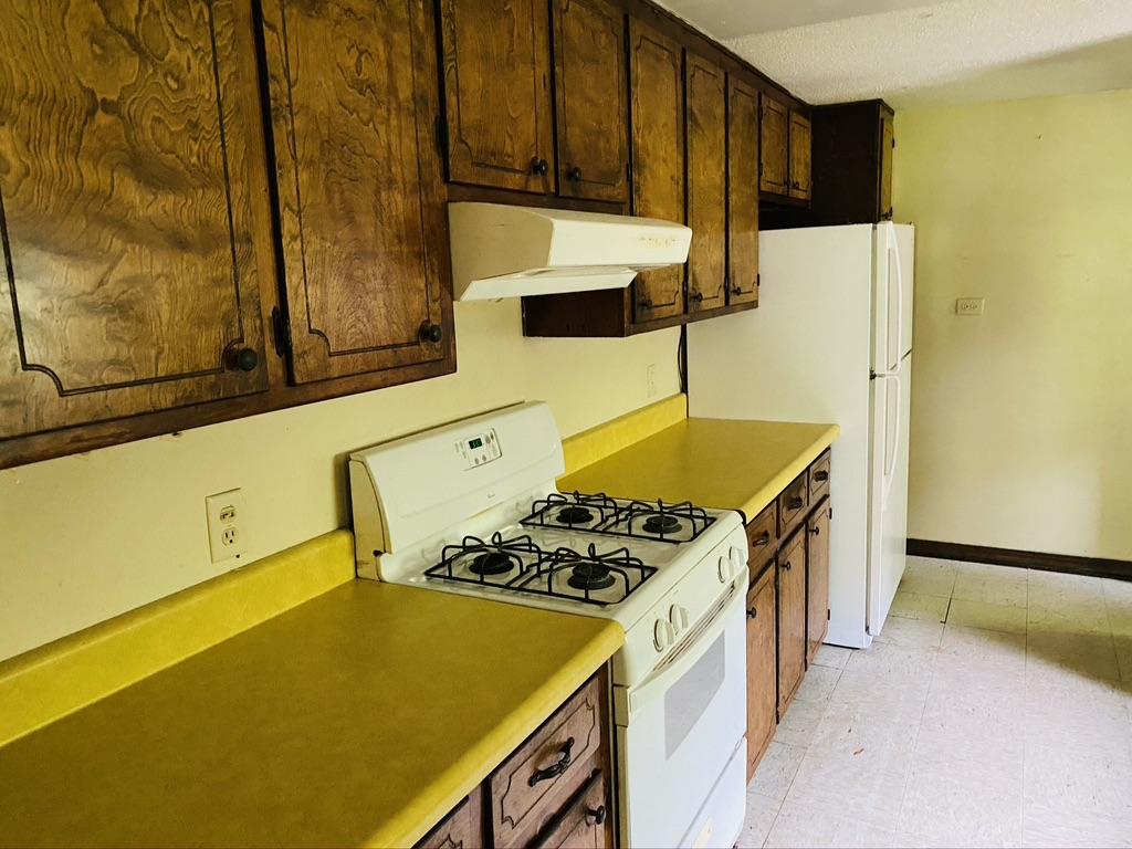 MORRIS ADDN TO CRESTVIEW - Residential