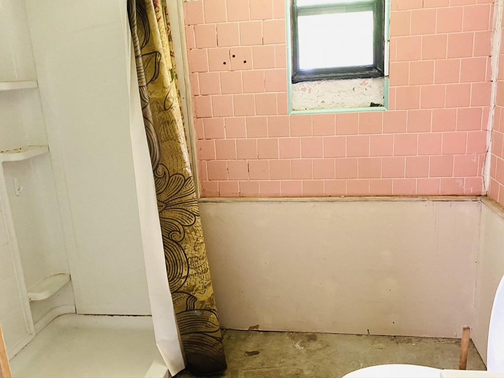 MORRIS ADDN TO CRESTVIEW - Residential