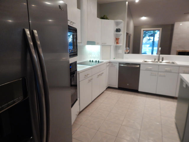 SOUTHWINDS III - Residential