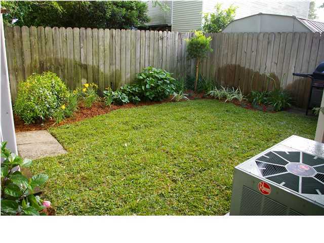 AZALEA GARDENS 1ST ADDN - Residential Lease