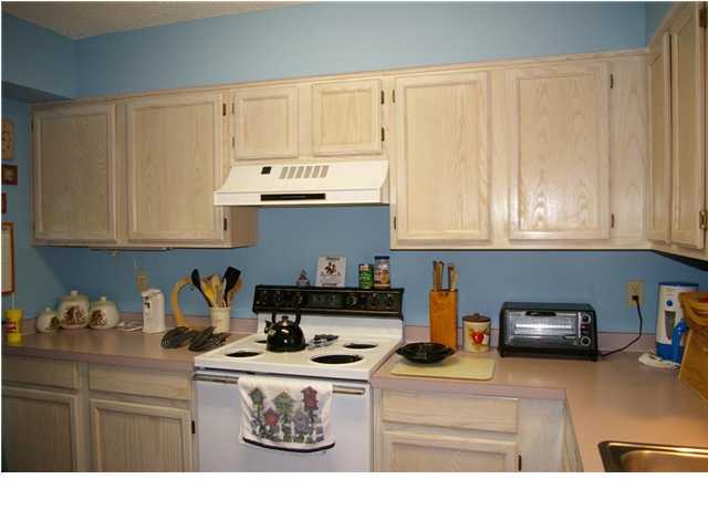 AZALEA GARDENS 1ST ADDN - Residential Lease