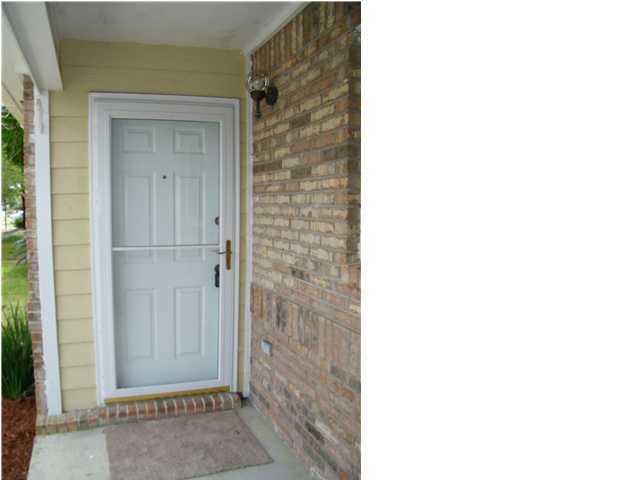 AZALEA GARDENS 1ST ADDN - Residential Lease