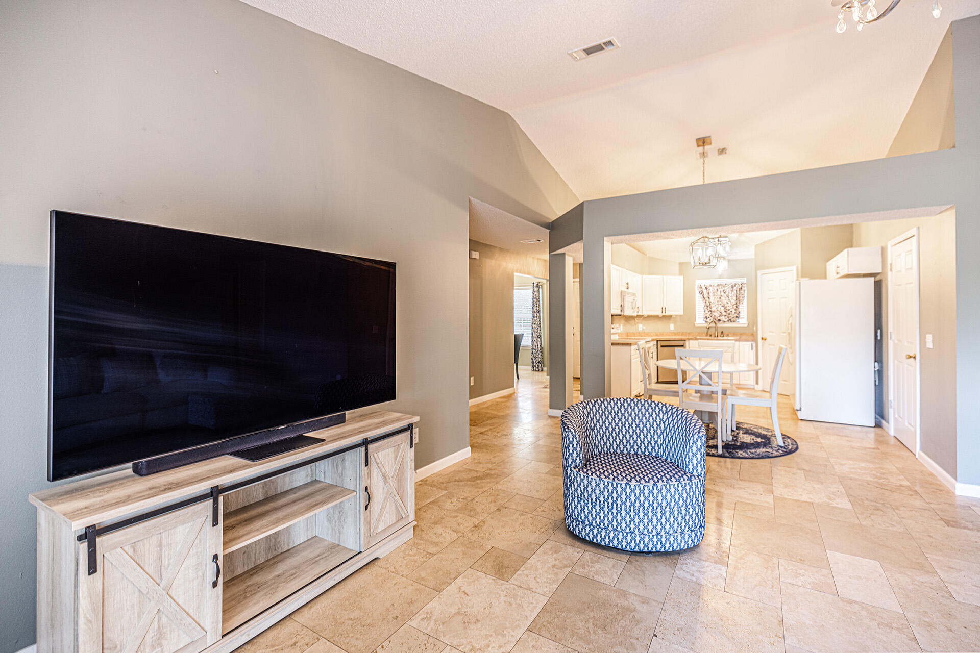 COUNTRYVIEW ESTATES 8TH ADDN - Residential