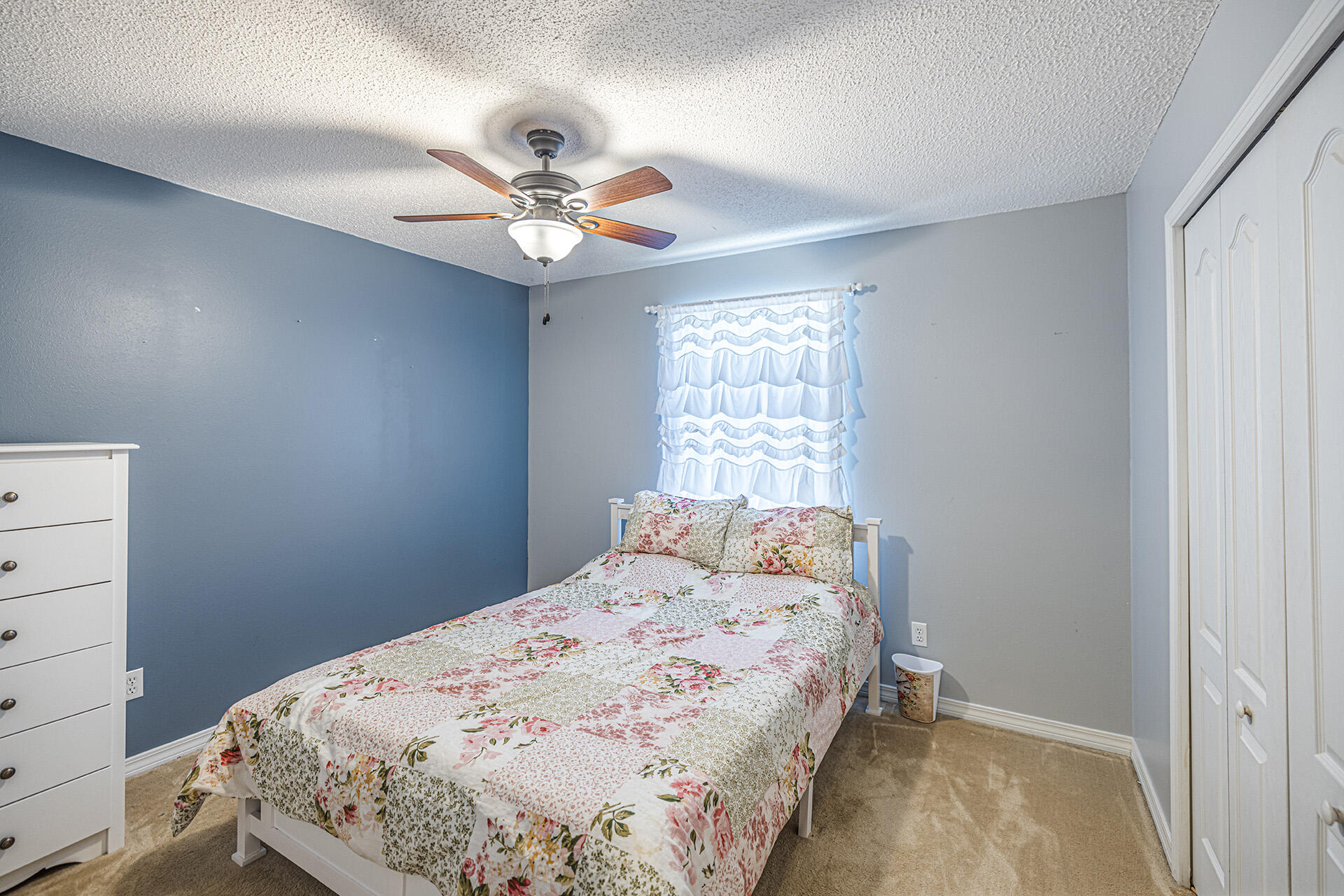 COUNTRYVIEW ESTATES 8TH ADDN - Residential