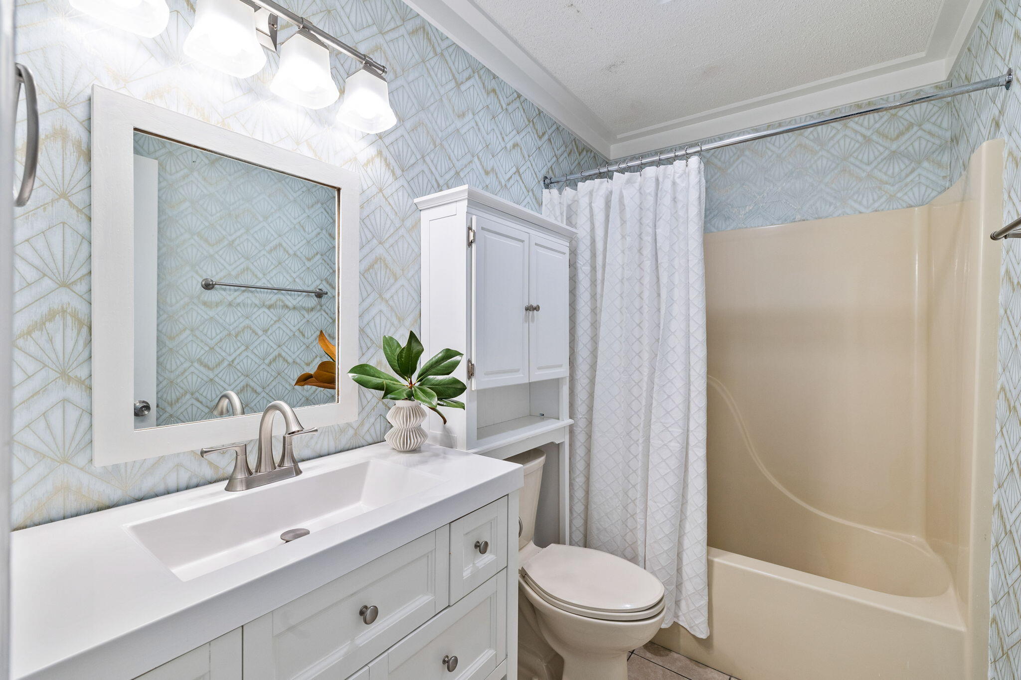 BEACHWOOD VILLAS CONDO - Residential