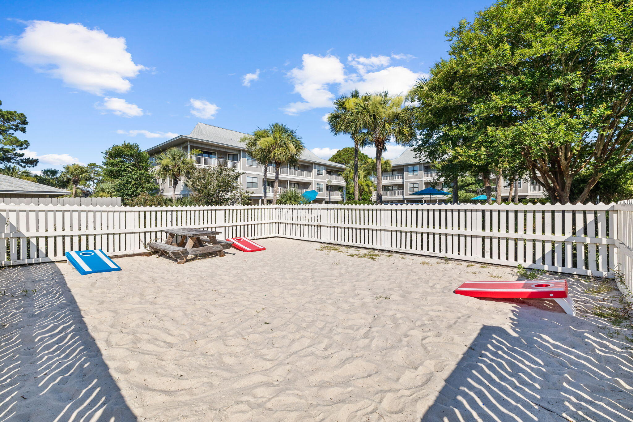 BEACHWOOD VILLAS CONDO - Residential