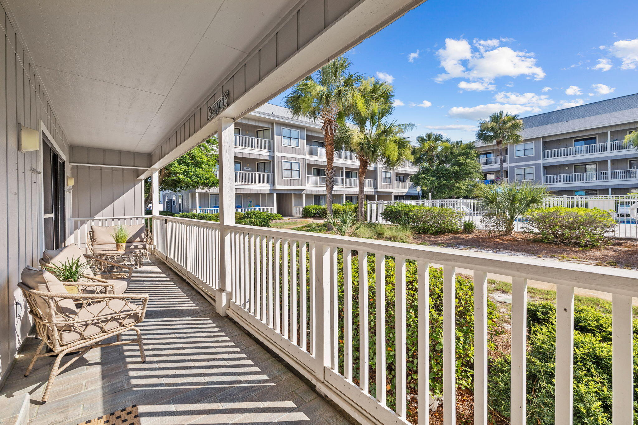 BEACHWOOD VILLAS CONDO - Residential