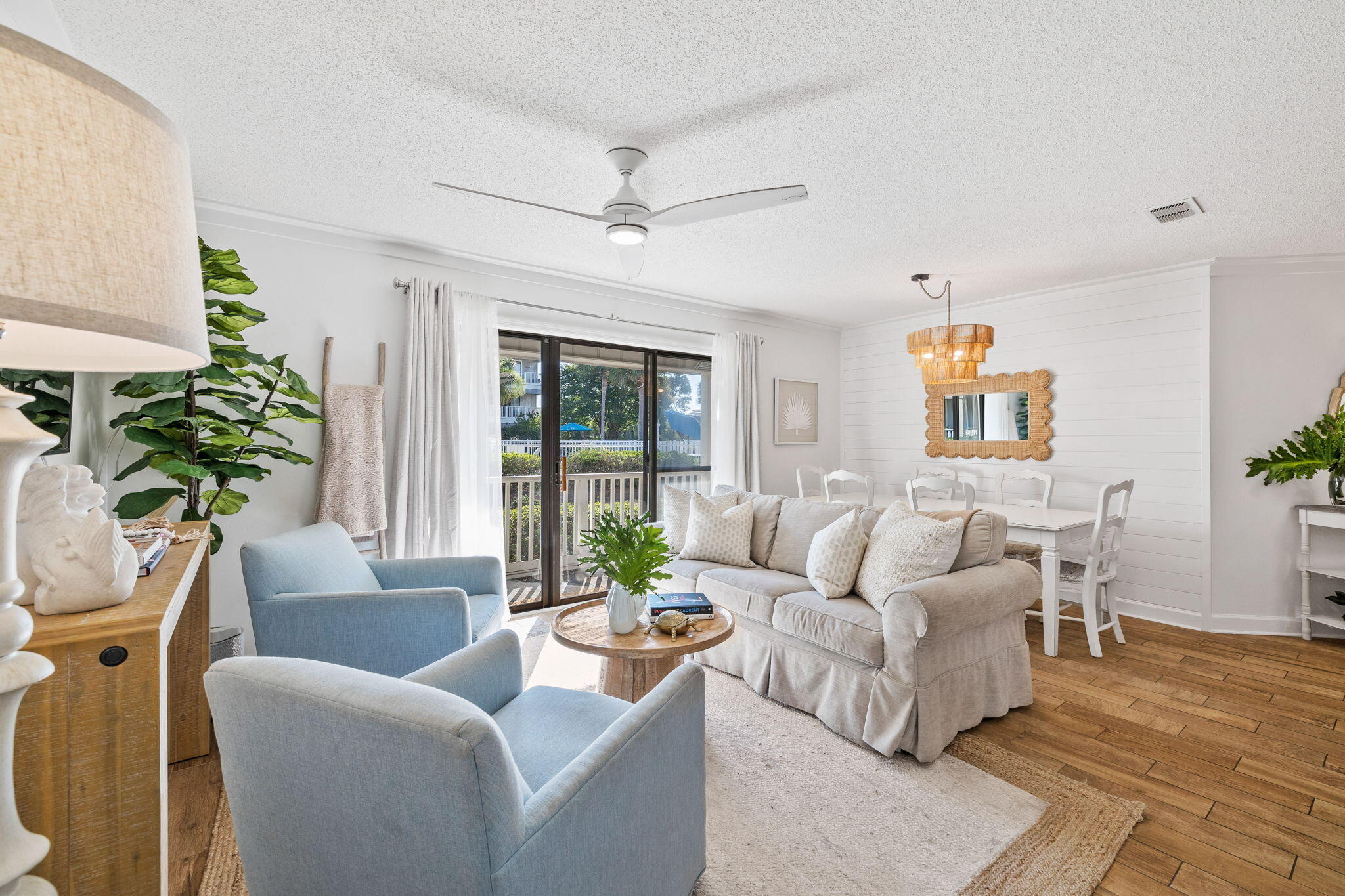 BEACHWOOD VILLAS CONDO - Residential