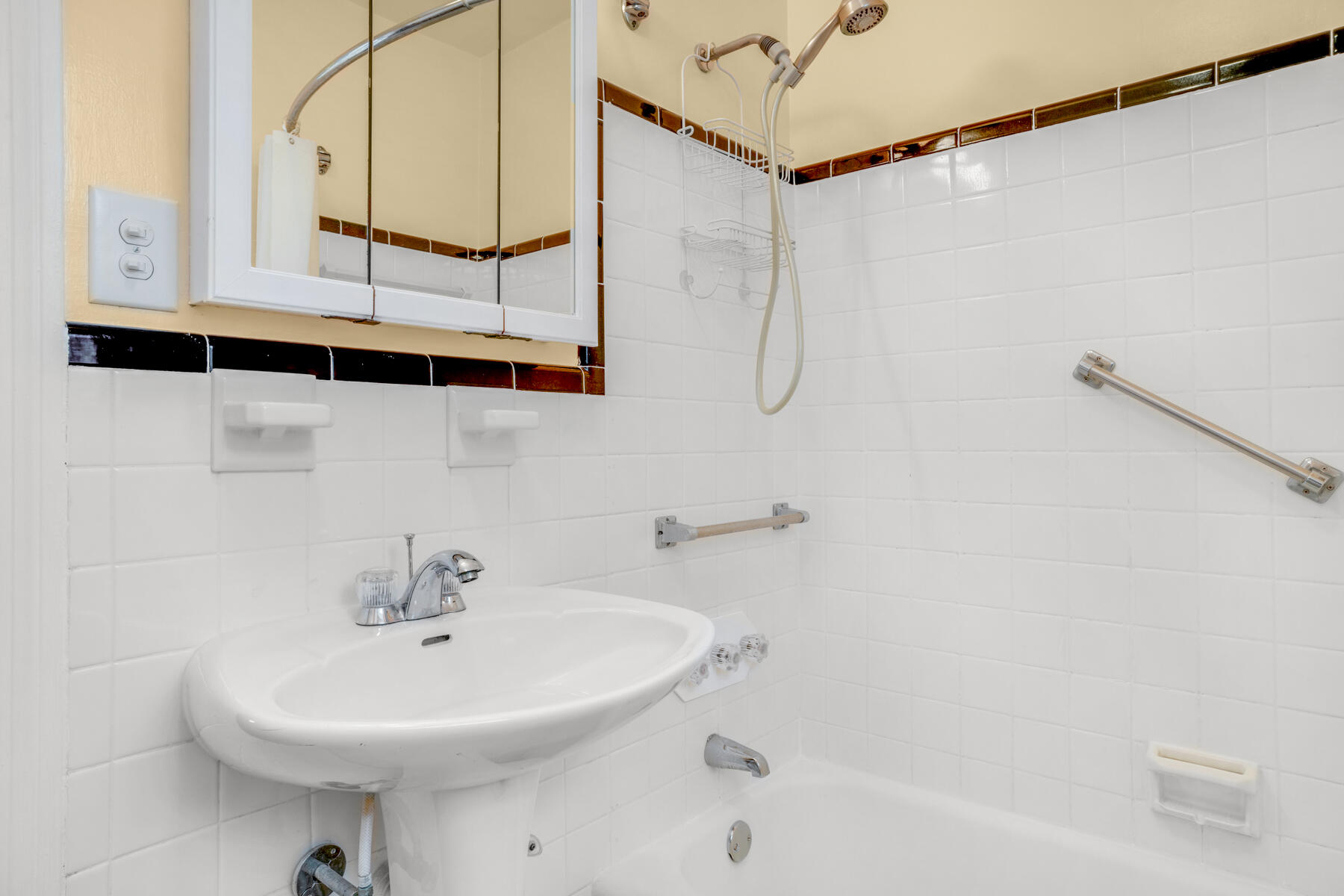 ELLIOTT Pt - 7TH ADD ELLIOTT PT - Residential