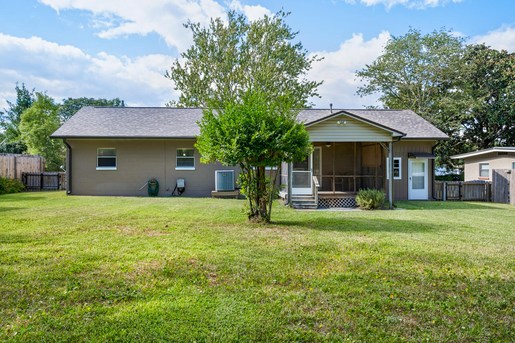 ELLIOTT Pt - 7TH ADD ELLIOTT PT - Residential