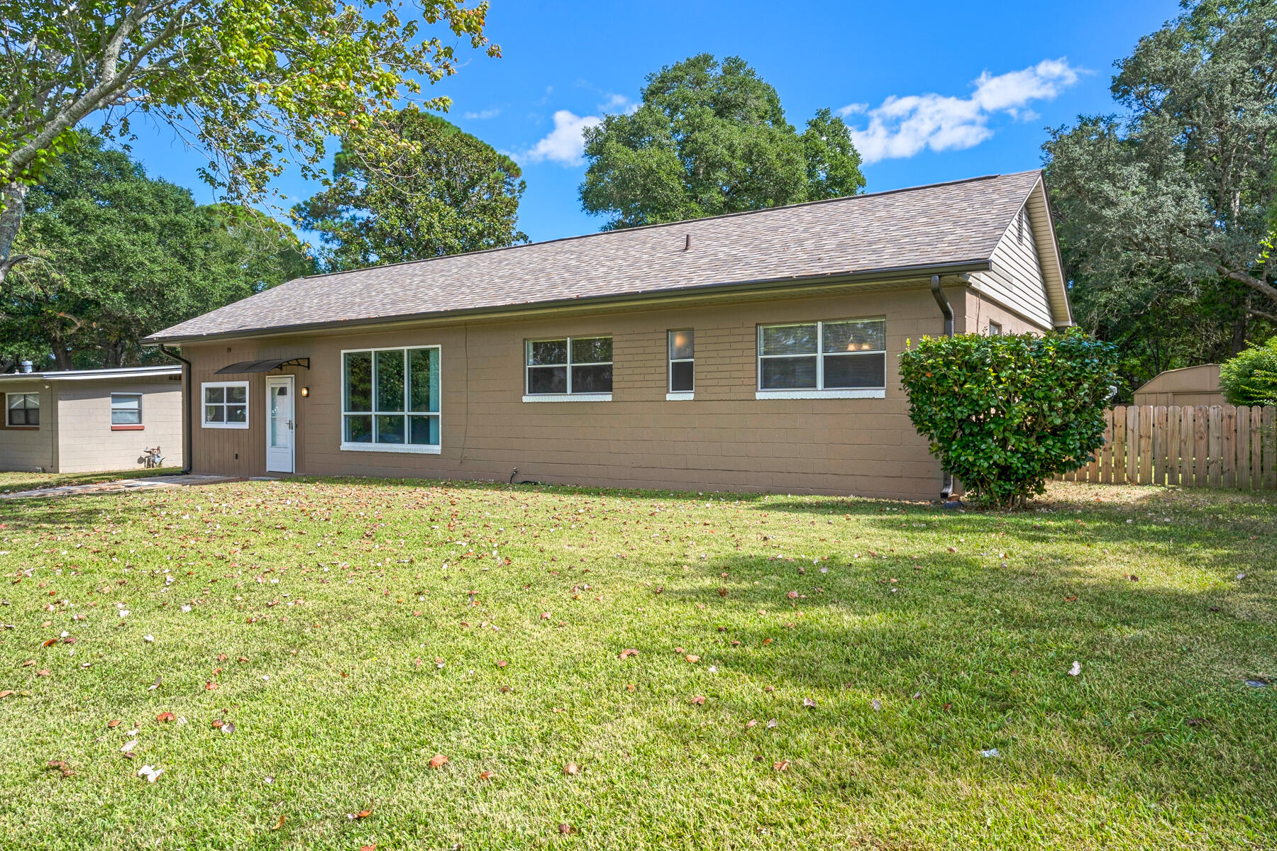 ELLIOTT Pt - 7TH ADD ELLIOTT PT - Residential