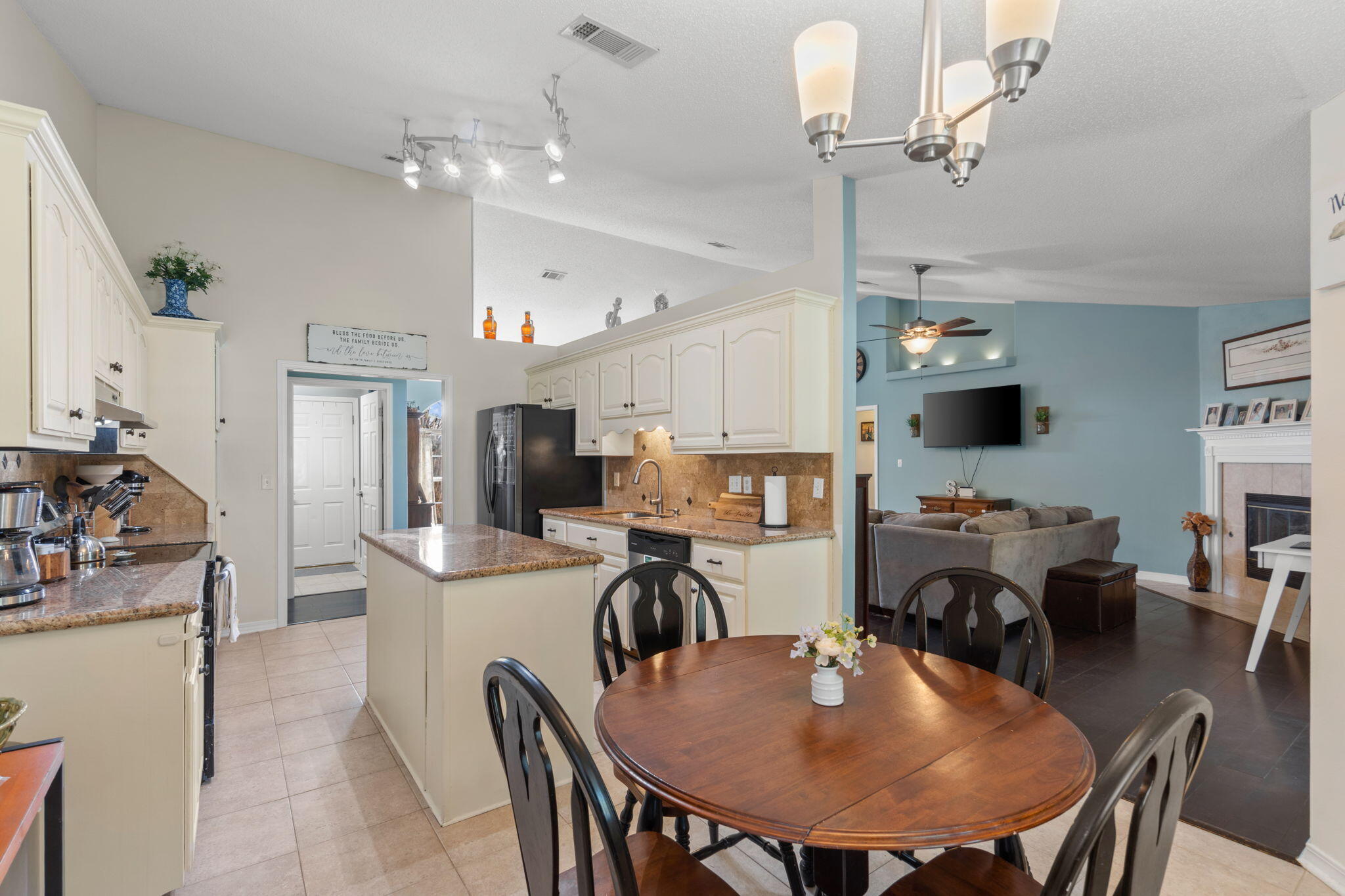 Crown Pointe - Residential