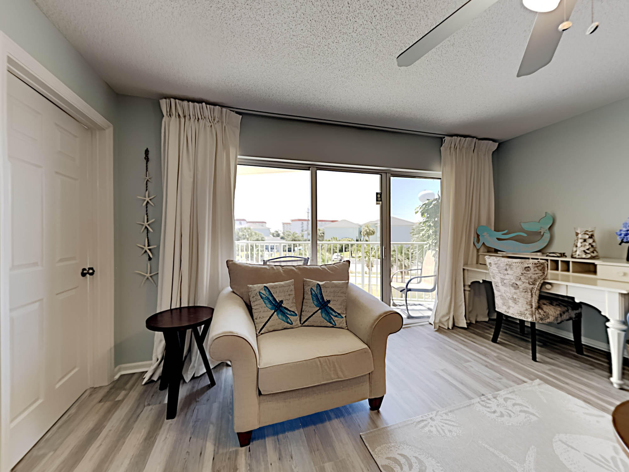 SEACREST CONDOMINIUMS - Residential