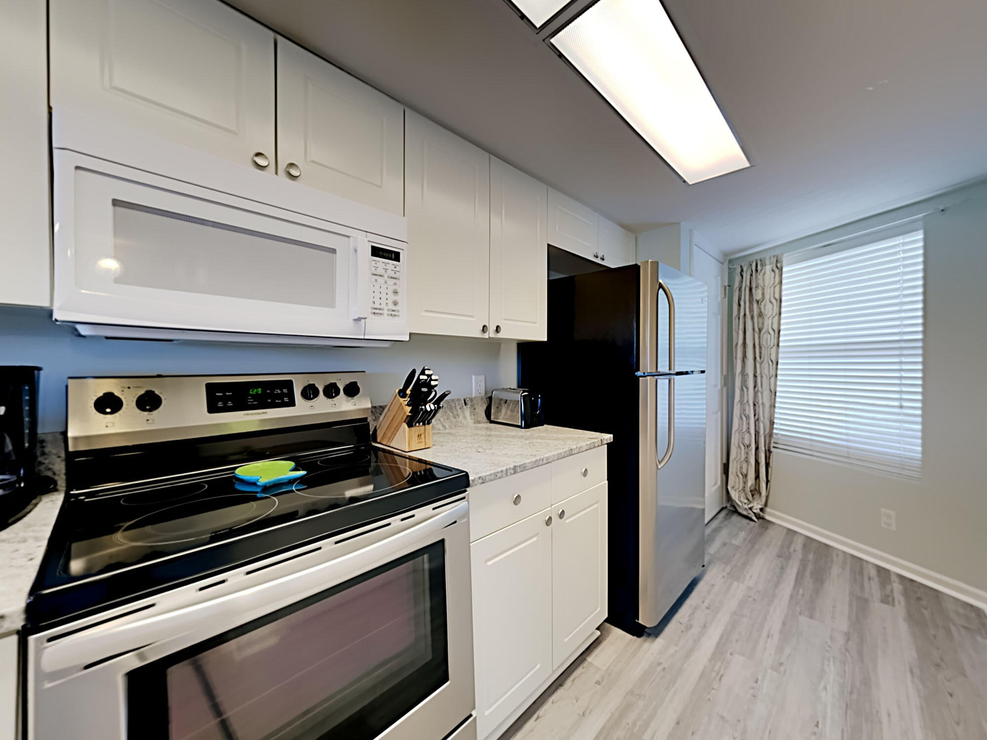 SEACREST CONDOMINIUMS - Residential