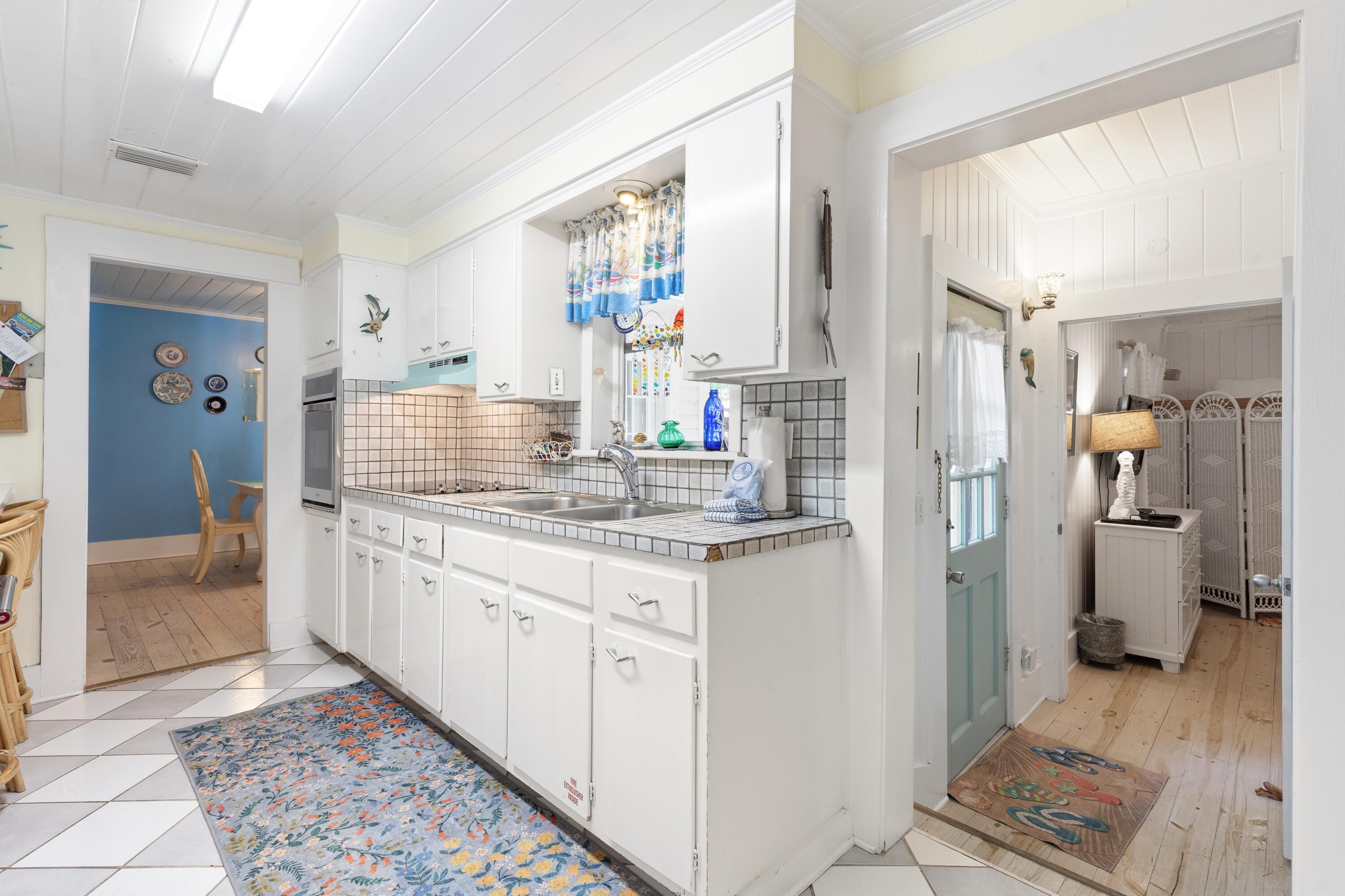 SEAGROVE 3RD ADDN - Residential