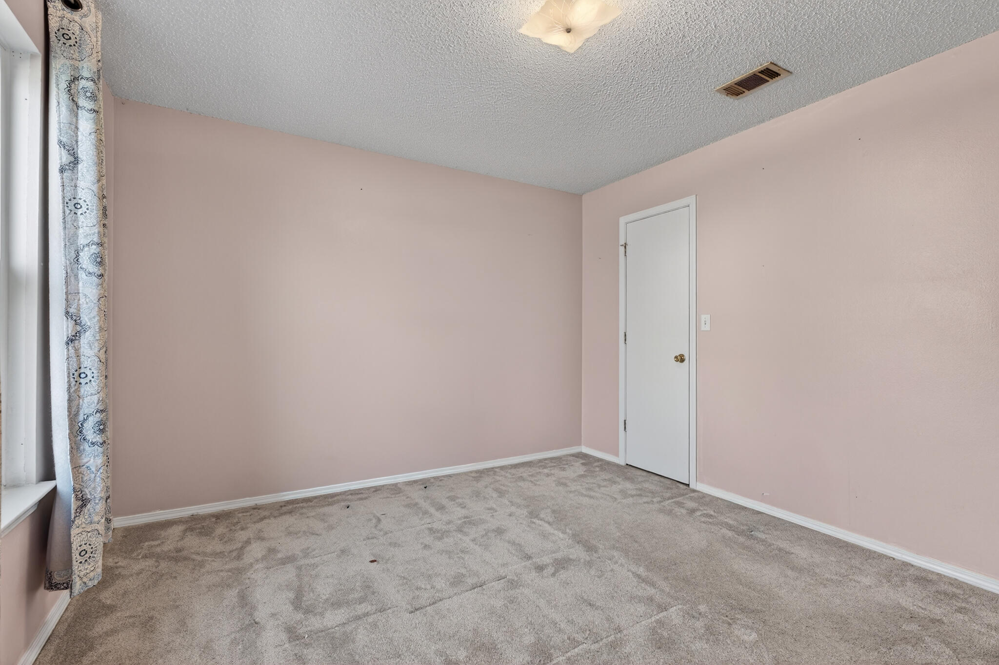 COUNTRYVIEW ESTATES 7TH ADDN - Residential