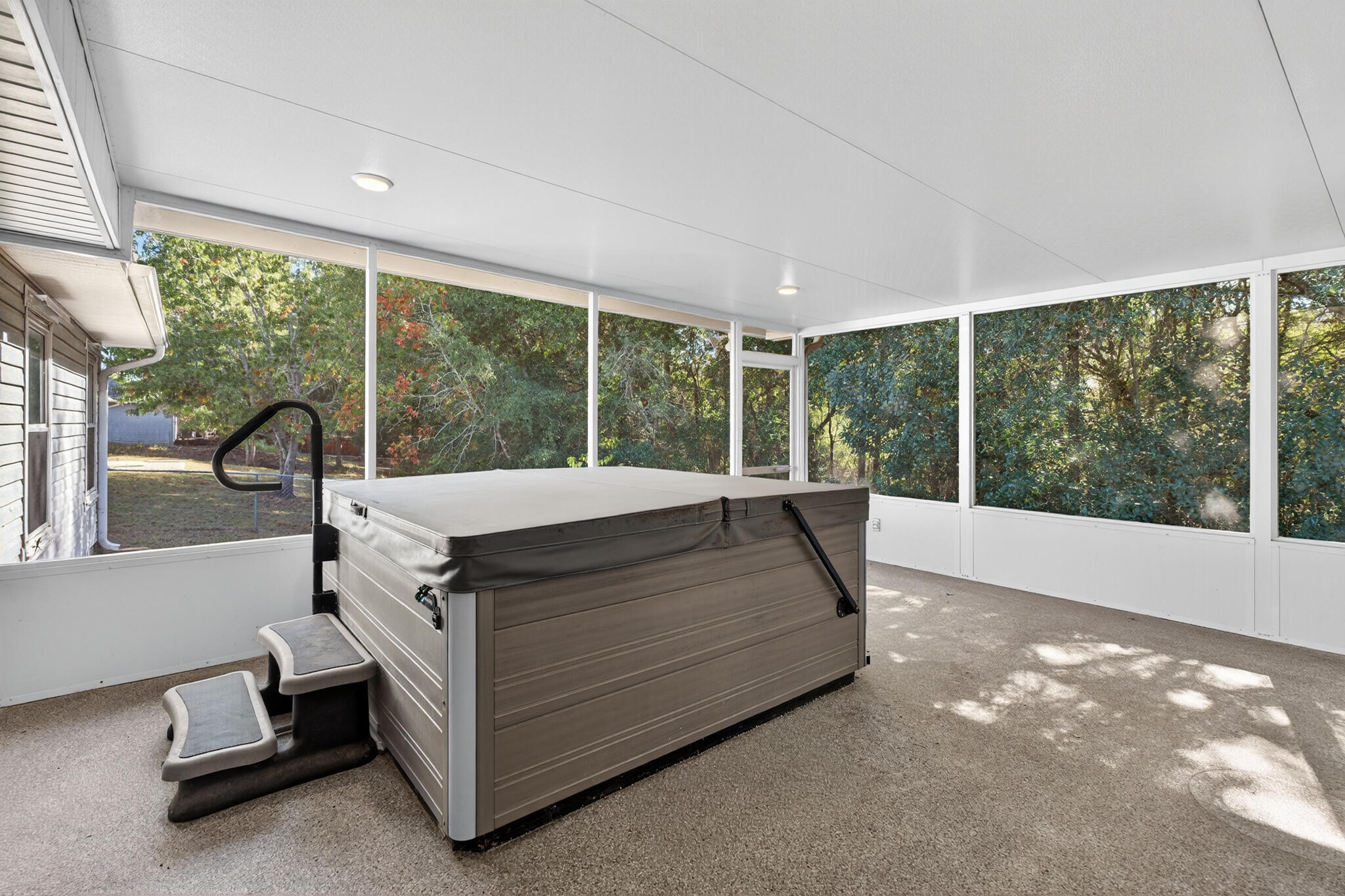 COUNTRYVIEW ESTATES 7TH ADDN - Residential