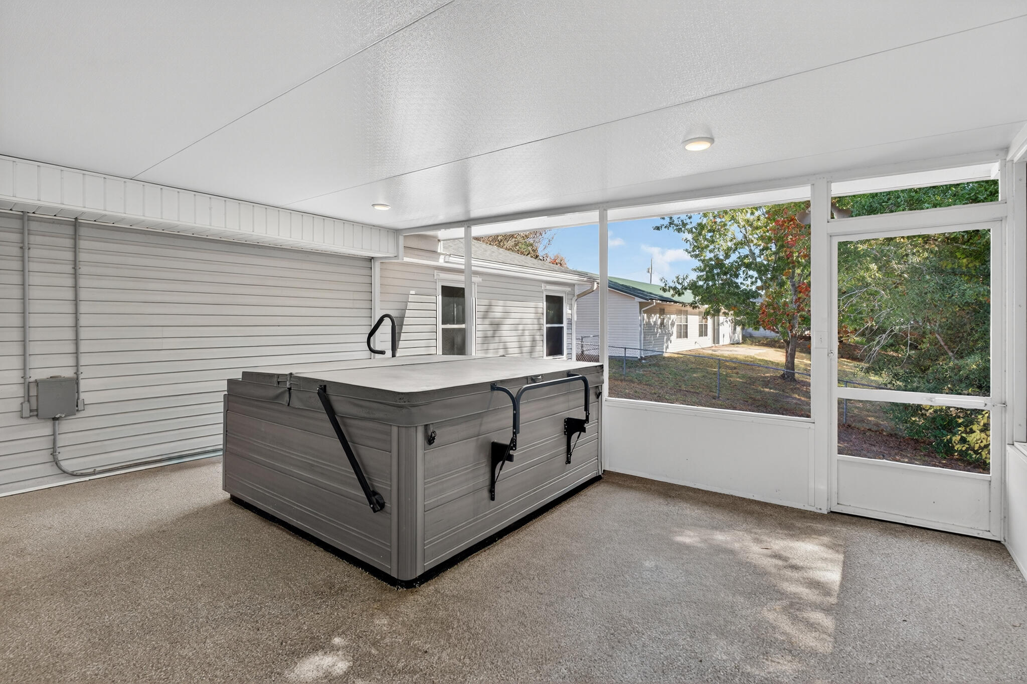 COUNTRYVIEW ESTATES 7TH ADDN - Residential