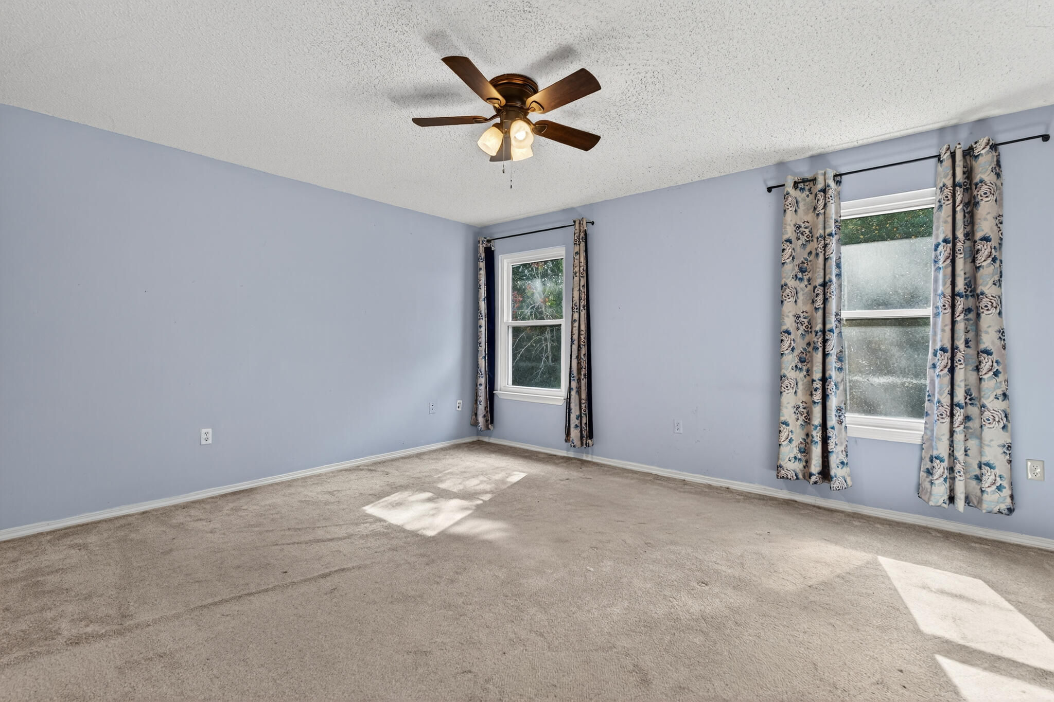 COUNTRYVIEW ESTATES 7TH ADDN - Residential