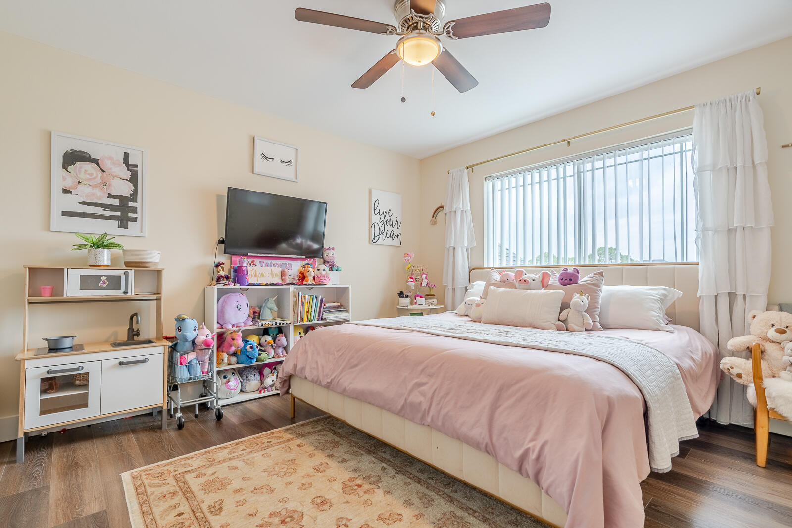 Hideaway Ridge - Residential Lease