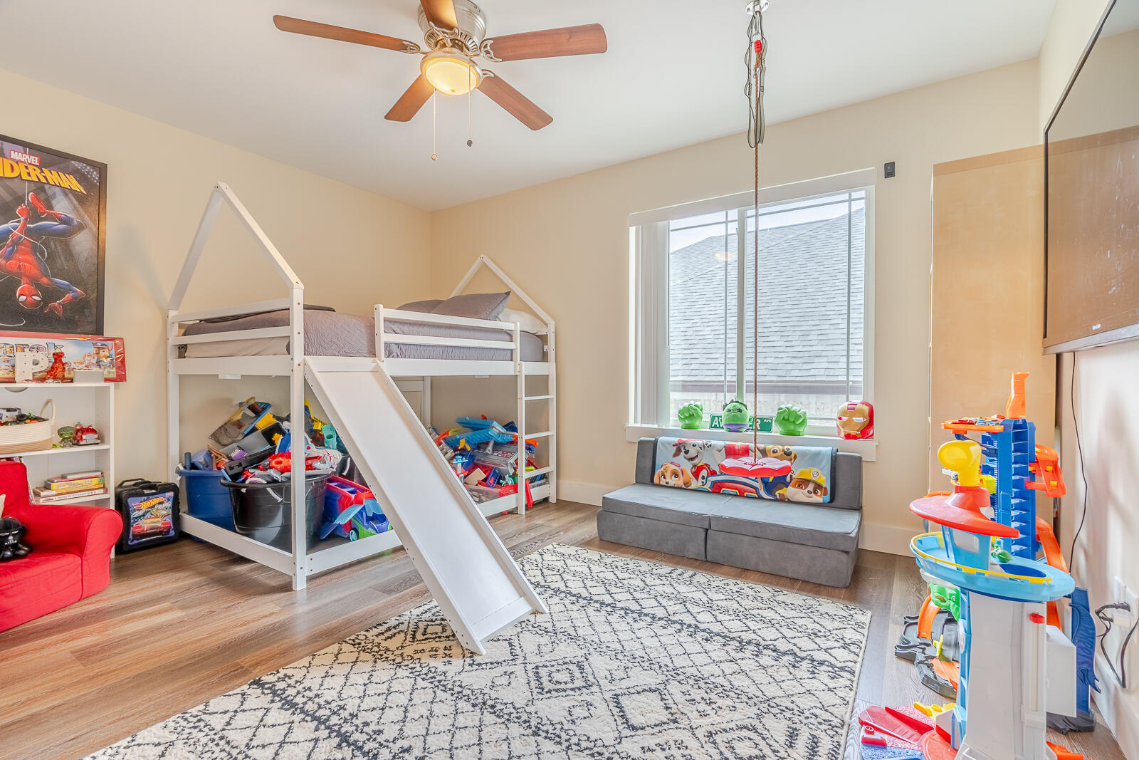 Hideaway Ridge - Residential Lease