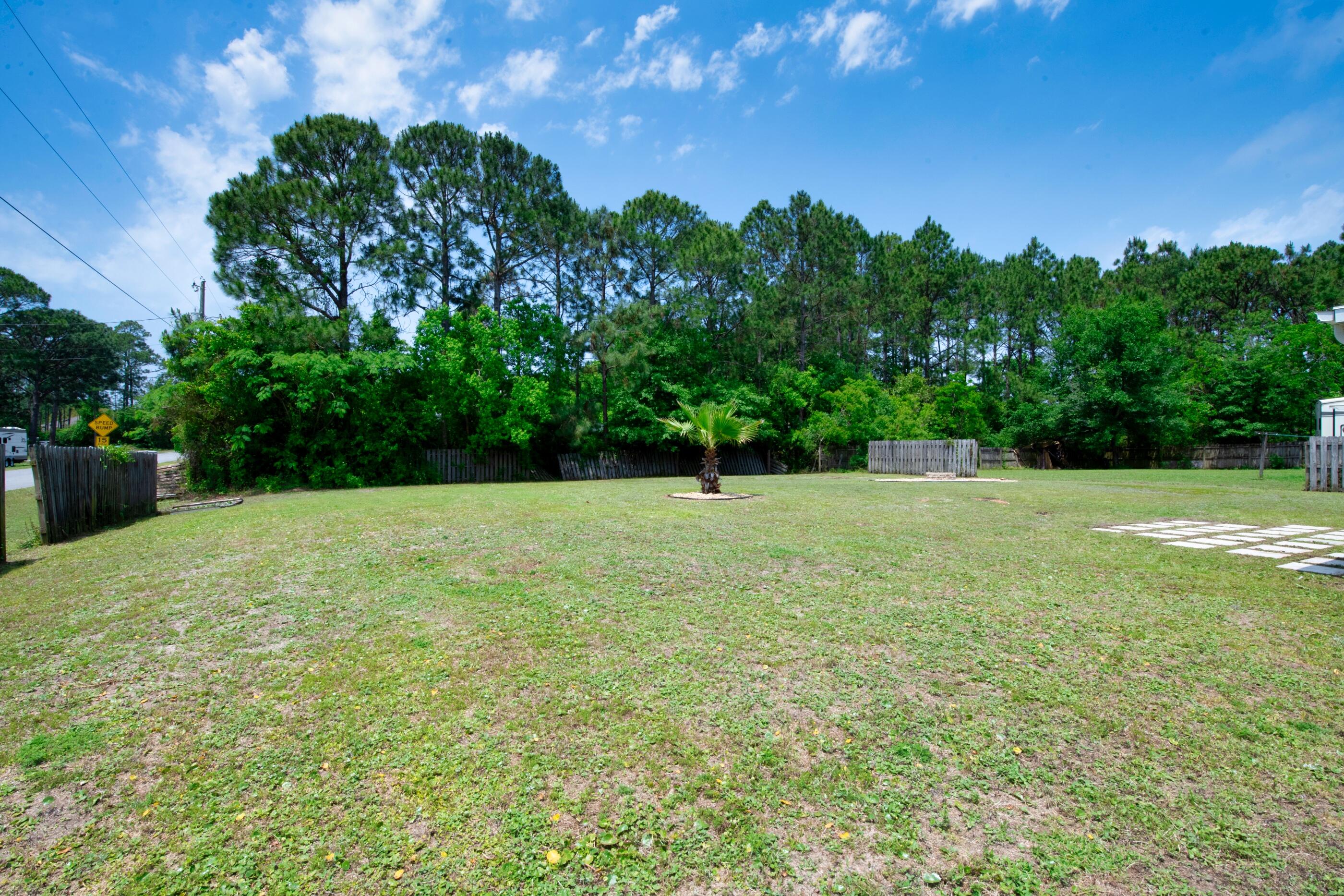 NAVARRE S/D 2ND ADDN - Residential