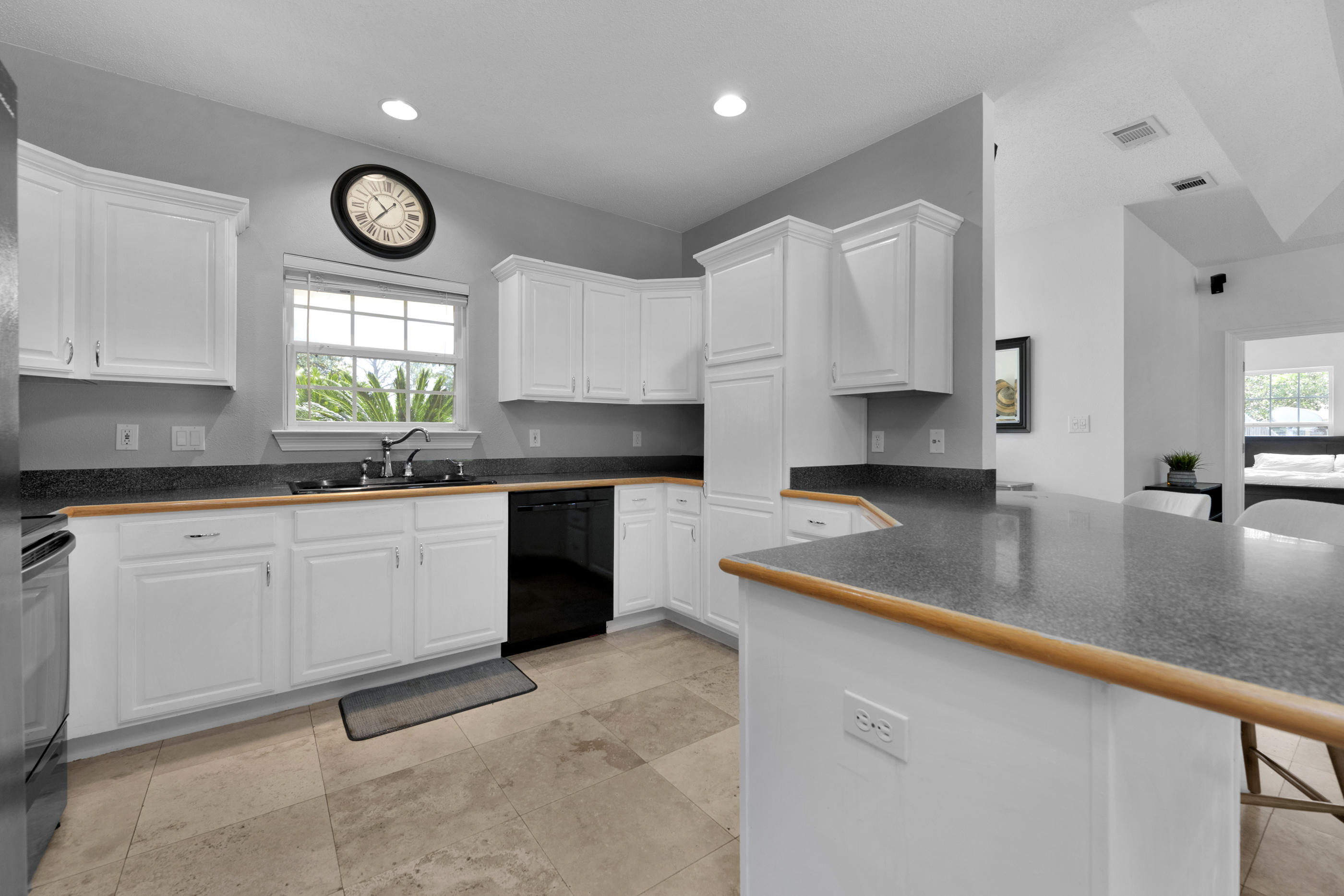 NAVARRE S/D 2ND ADDN - Residential