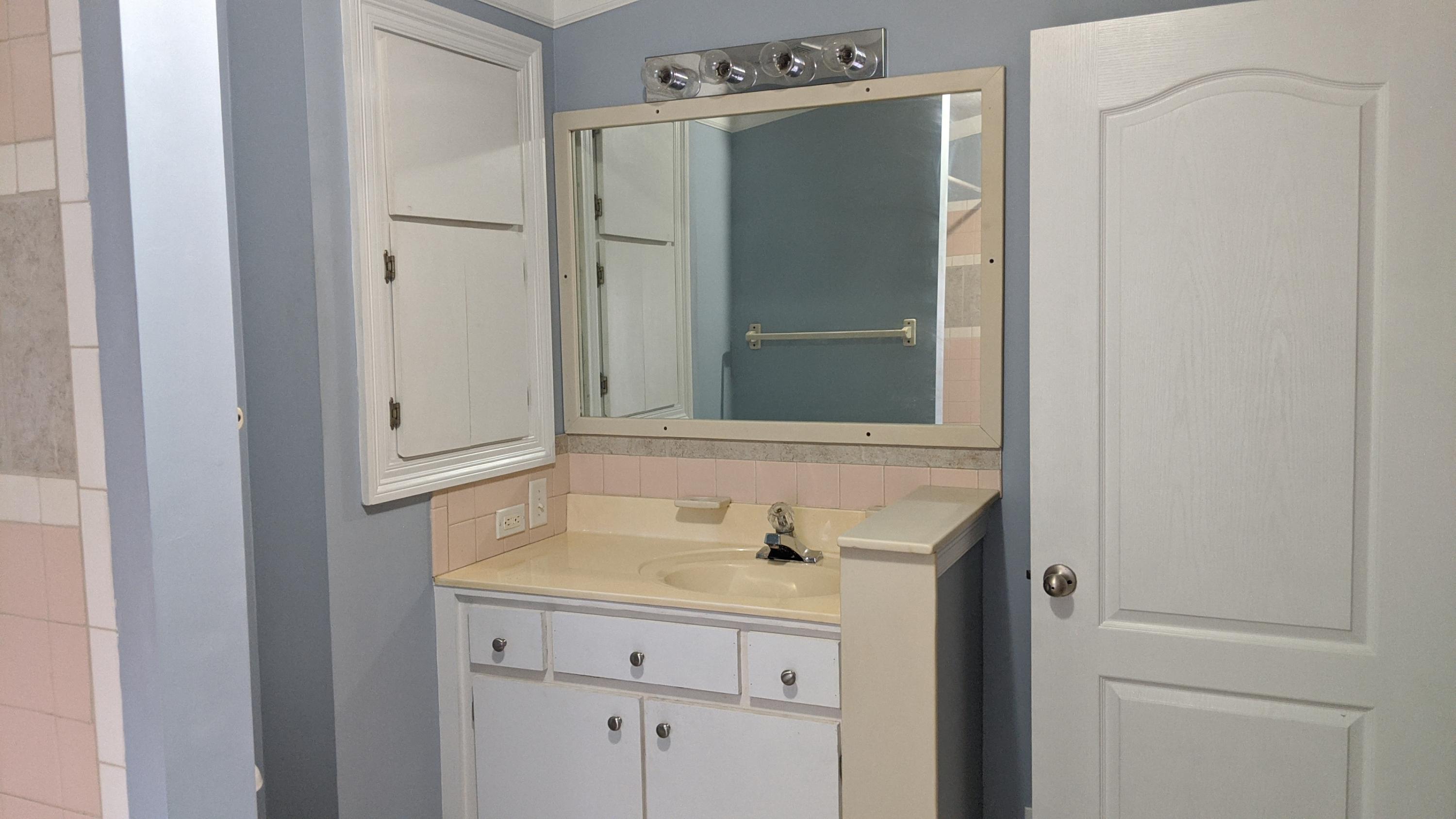 HUDSON ADDN TO CRESTVIEW - Residential