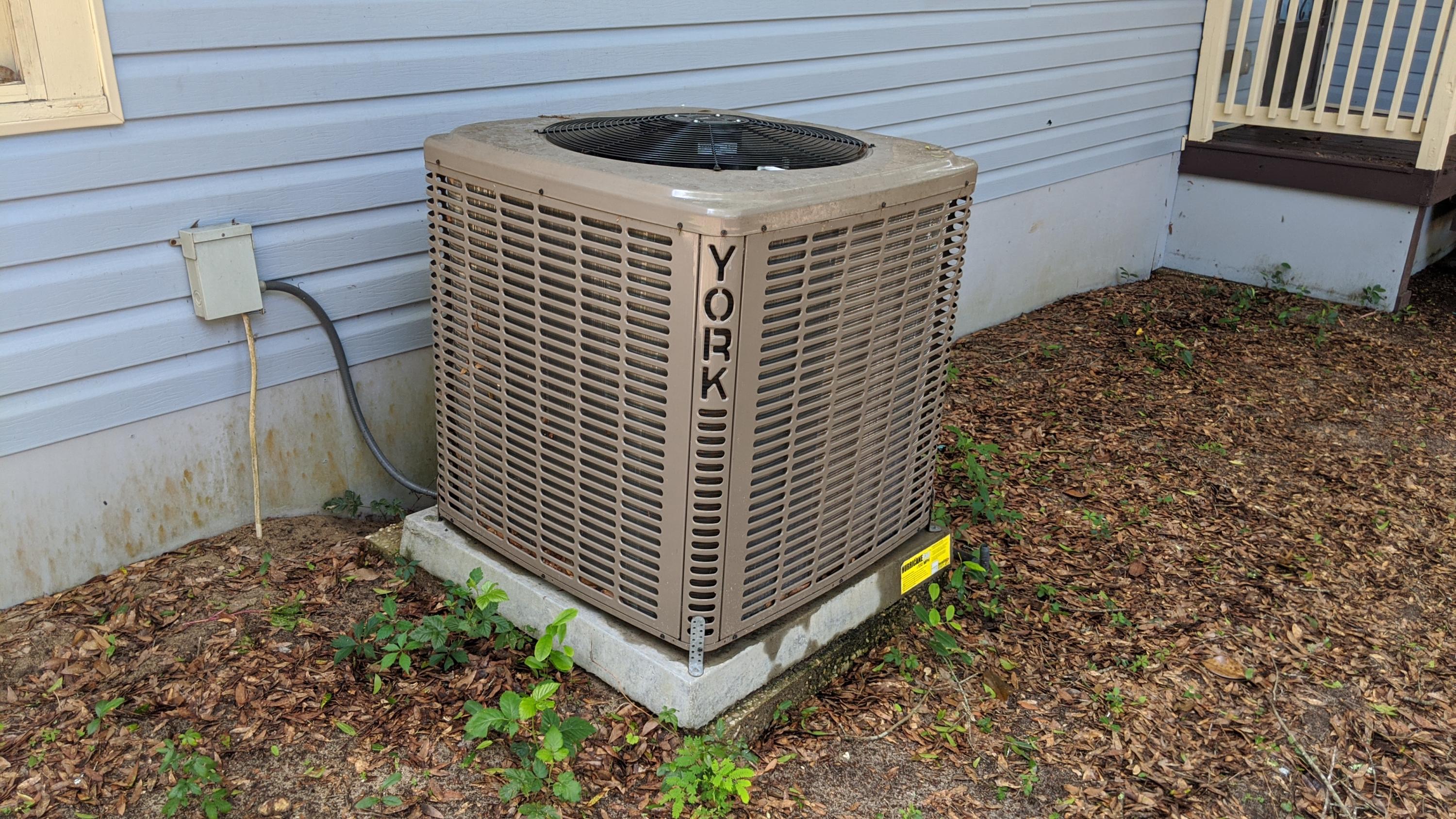 HUDSON ADDN TO CRESTVIEW - Residential