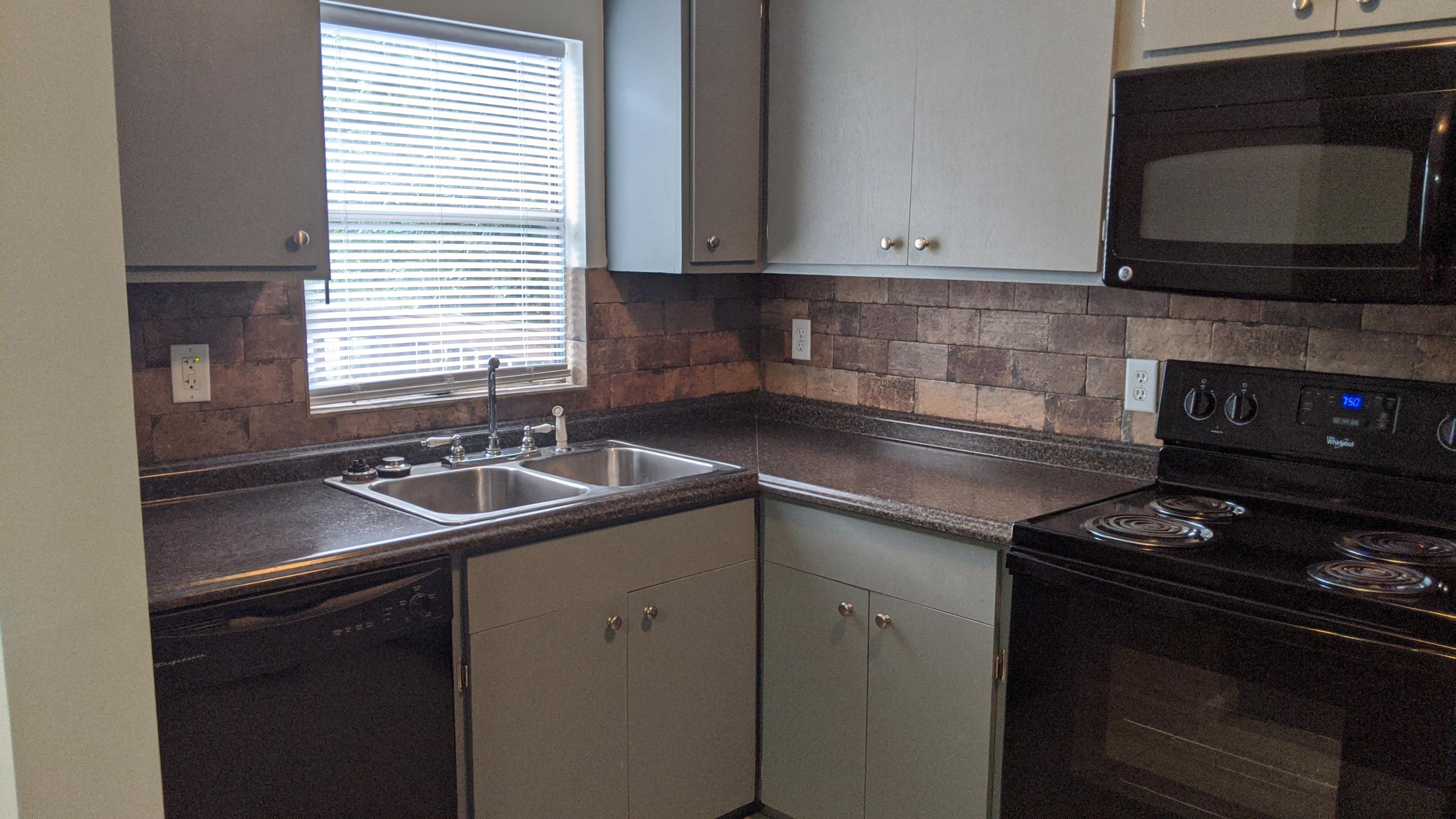 HUDSON ADDN TO CRESTVIEW - Residential