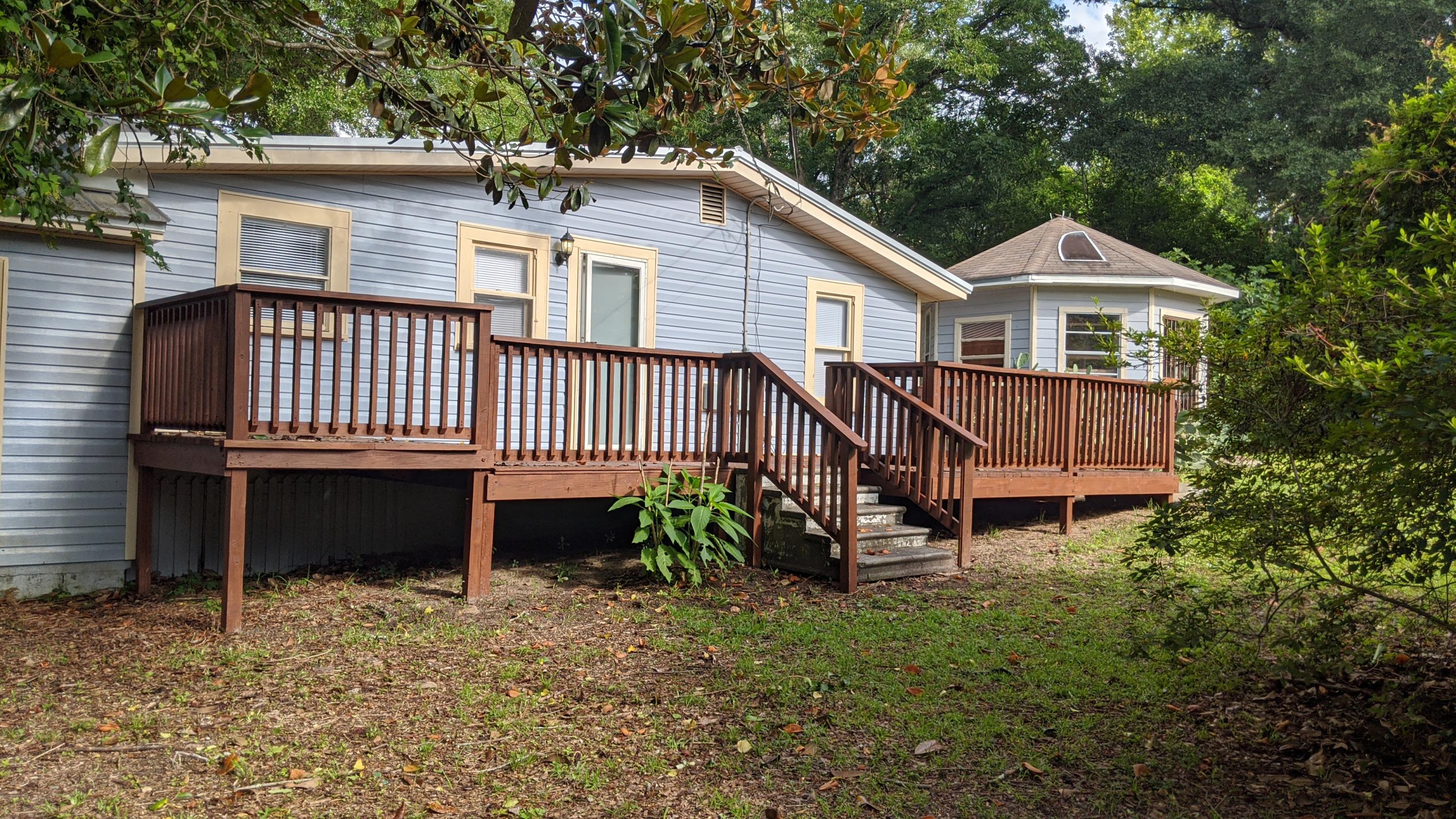 HUDSON ADDN TO CRESTVIEW - Residential