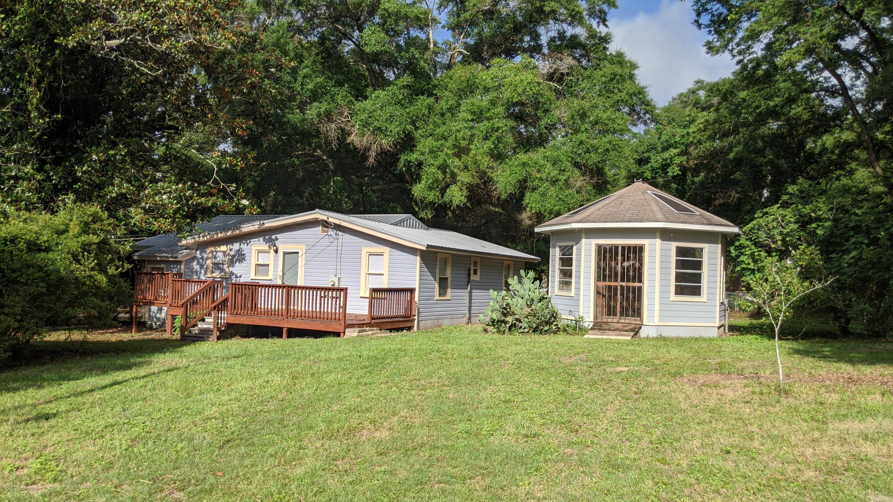 HUDSON ADDN TO CRESTVIEW - Residential