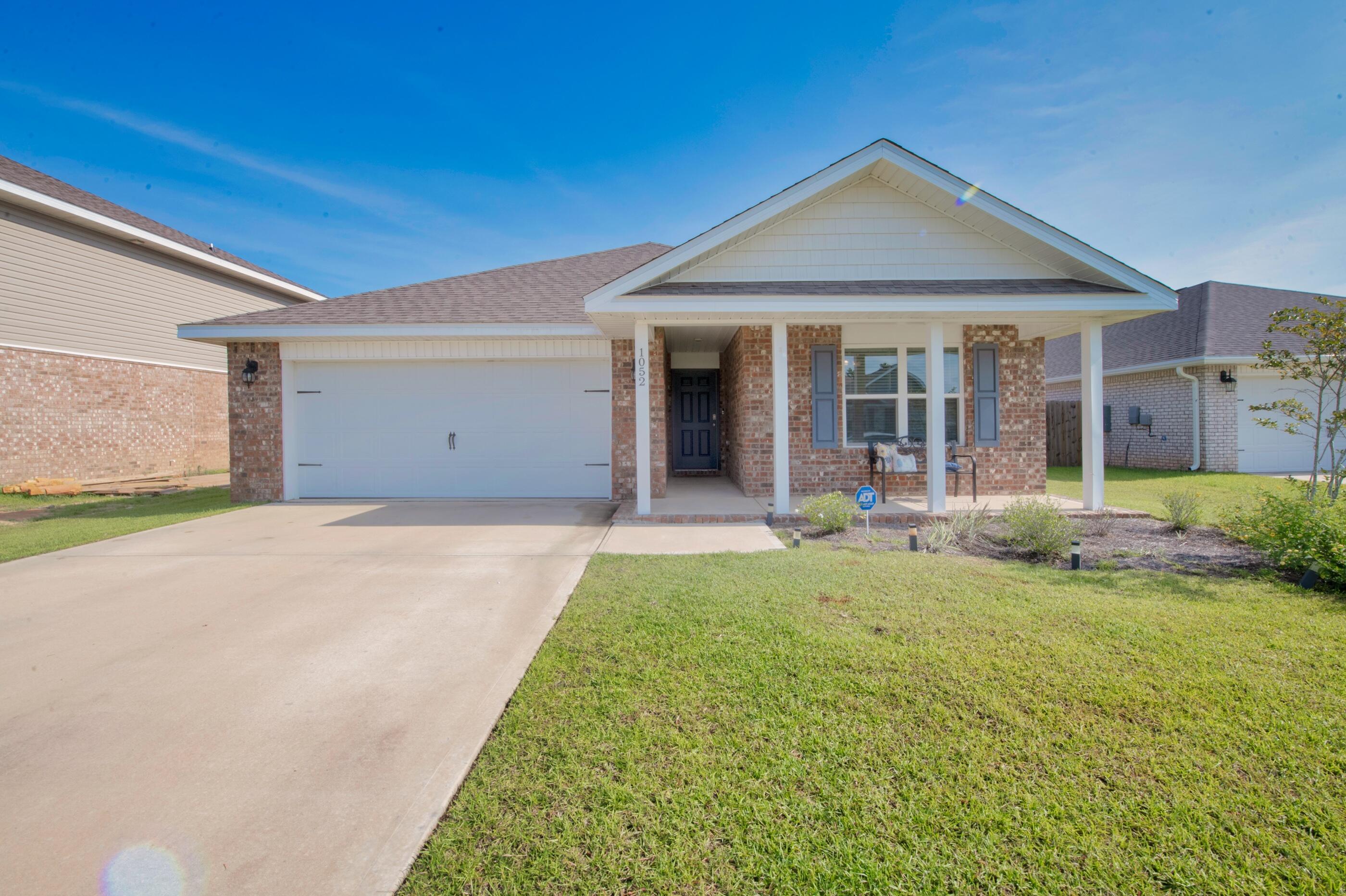 REDSTONE COMMONS - Residential