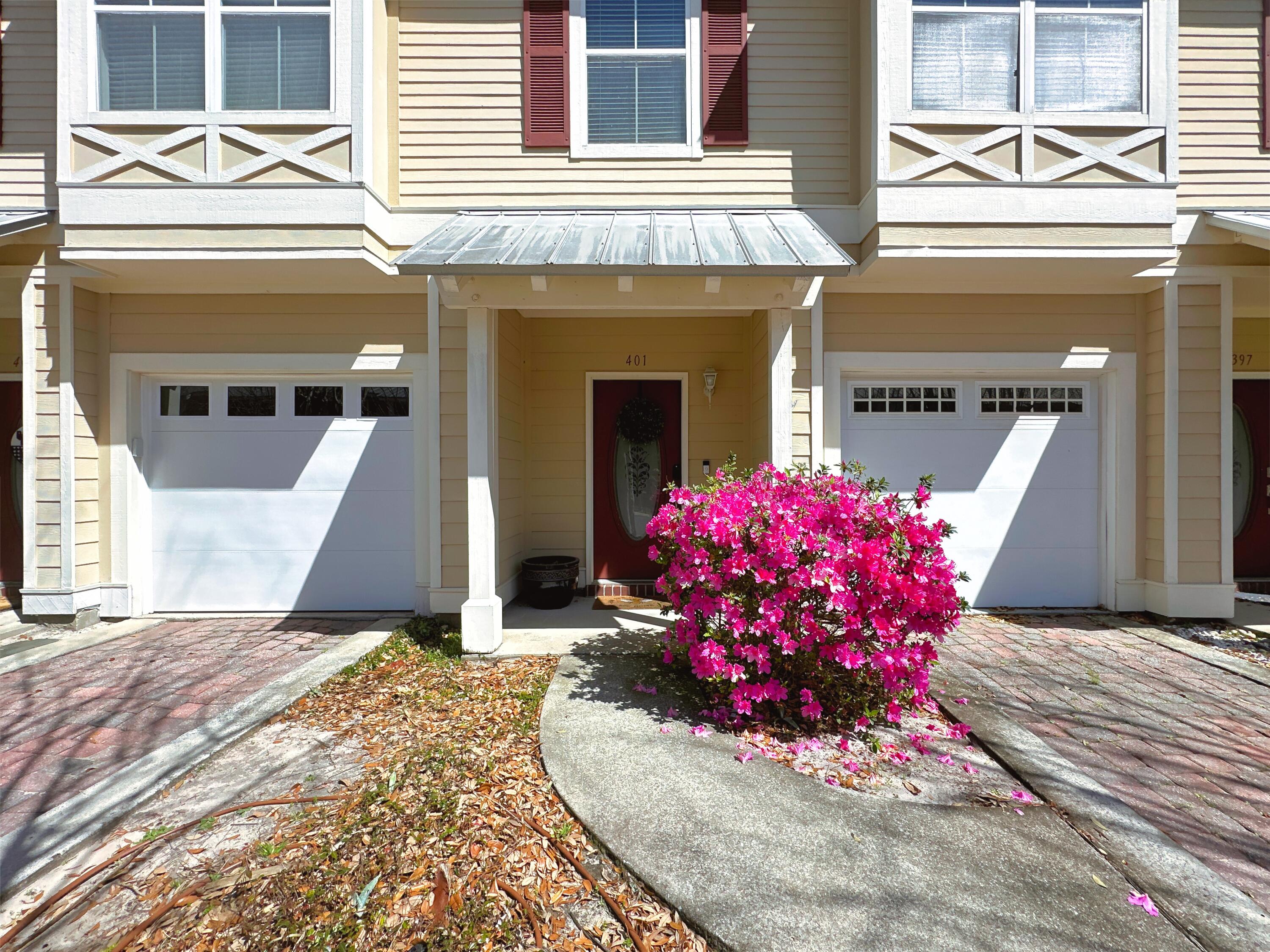 TWIN LAKES TOWNHOMES PH 2 - Residential