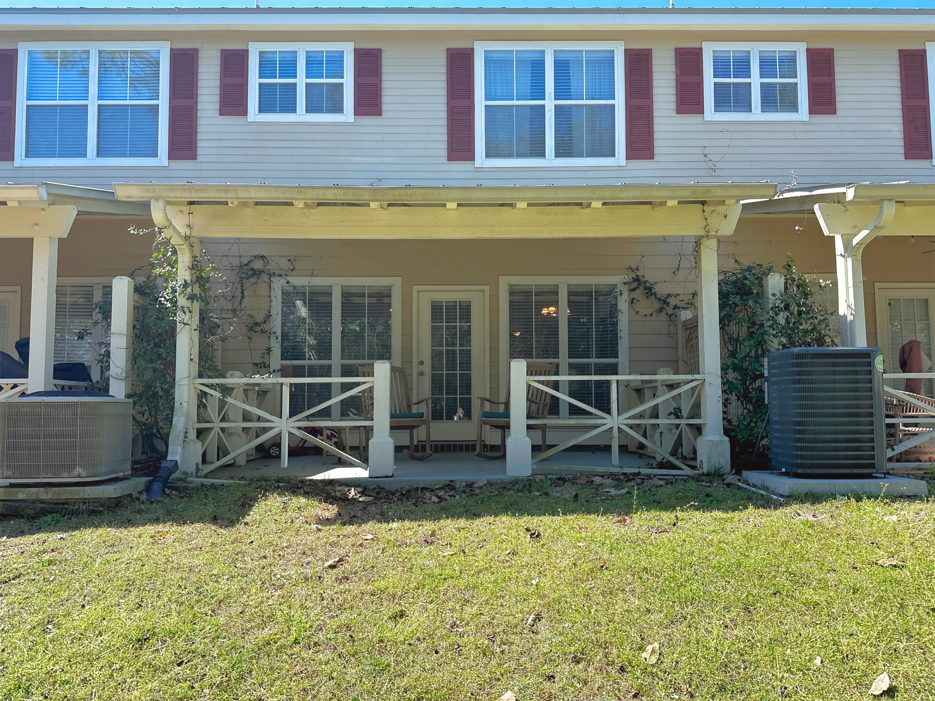 TWIN LAKES TOWNHOMES PH 2 - Residential