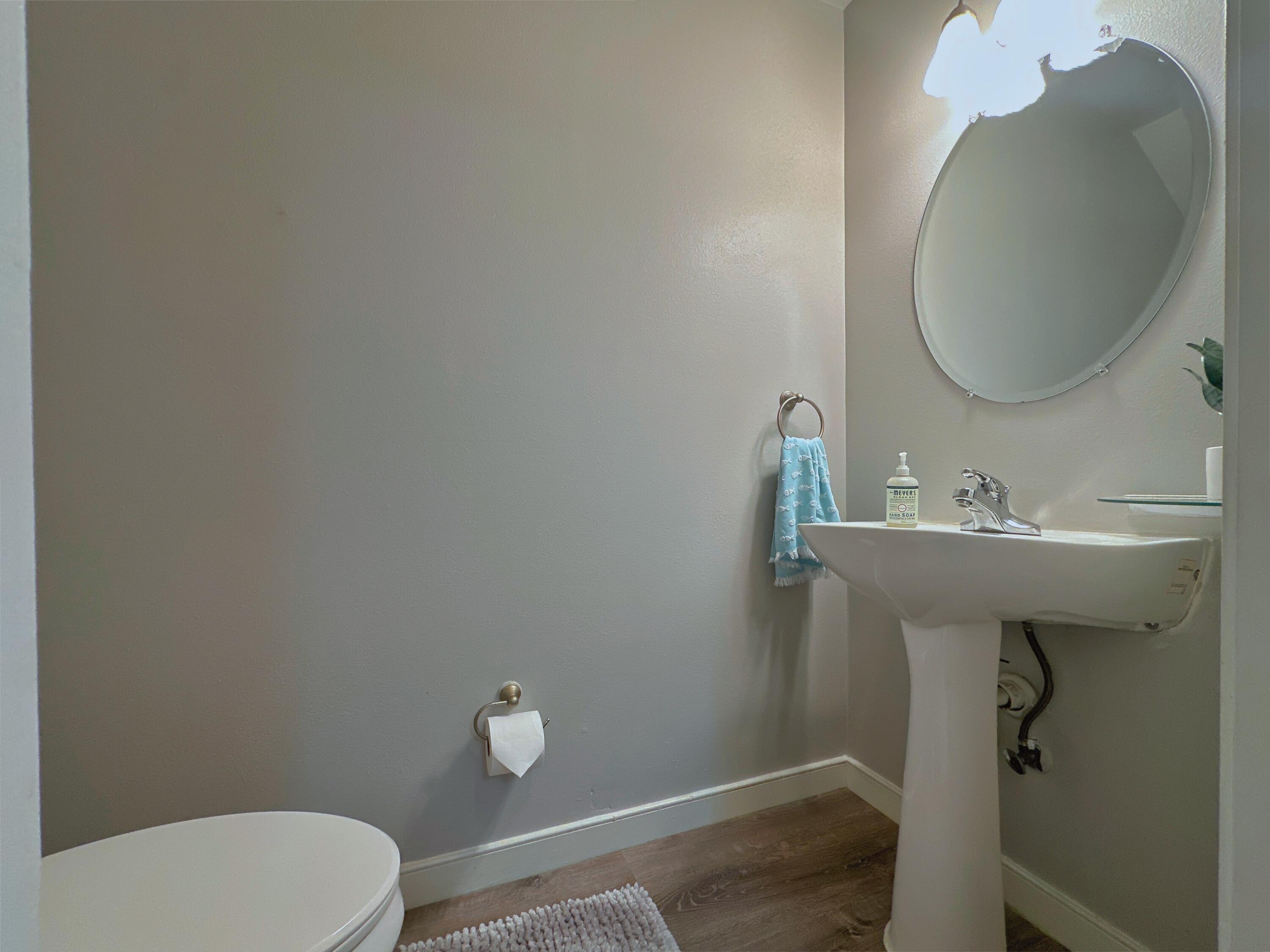 TWIN LAKES TOWNHOMES PH 2 - Residential