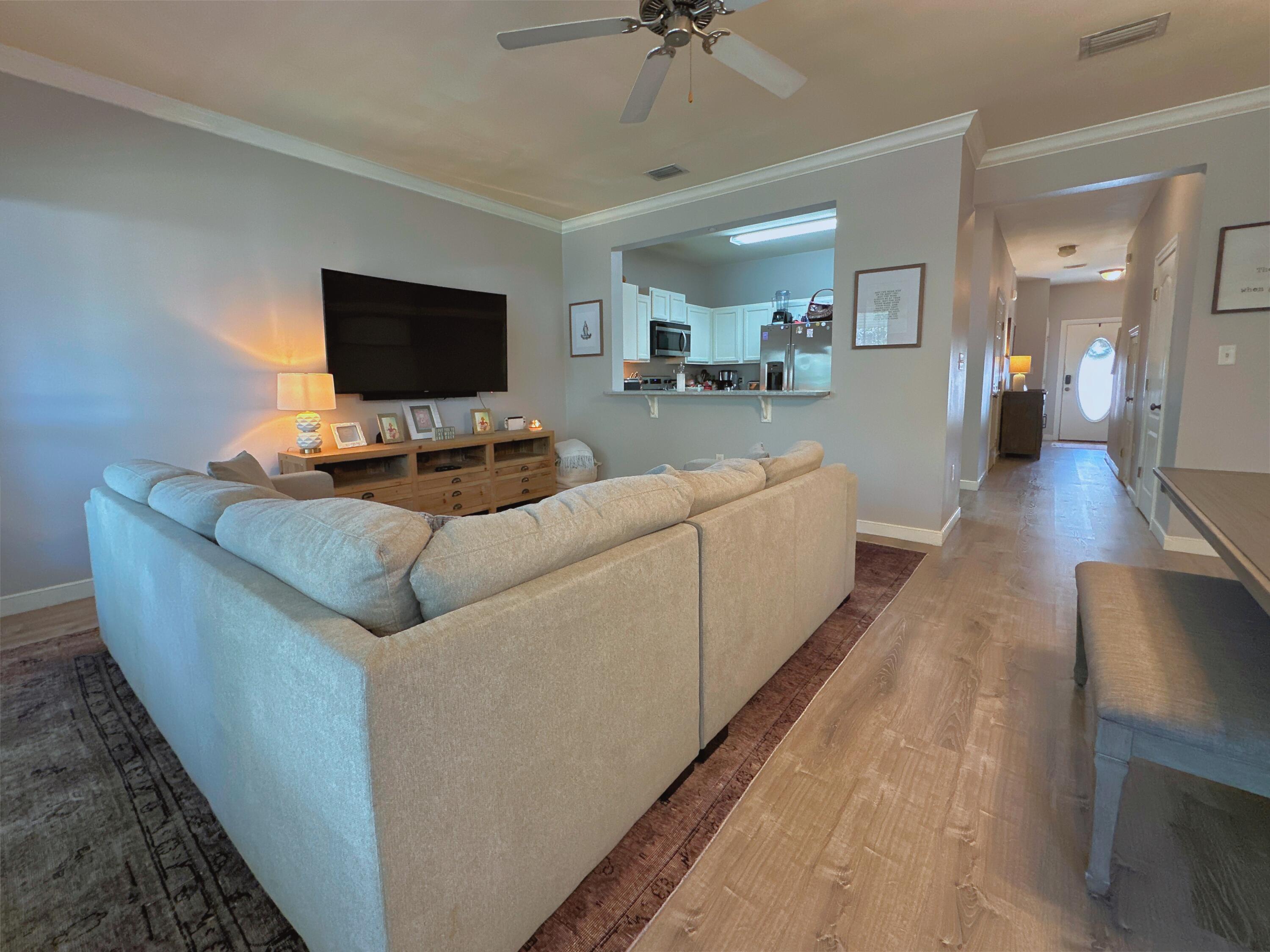 TWIN LAKES TOWNHOMES PH 2 - Residential