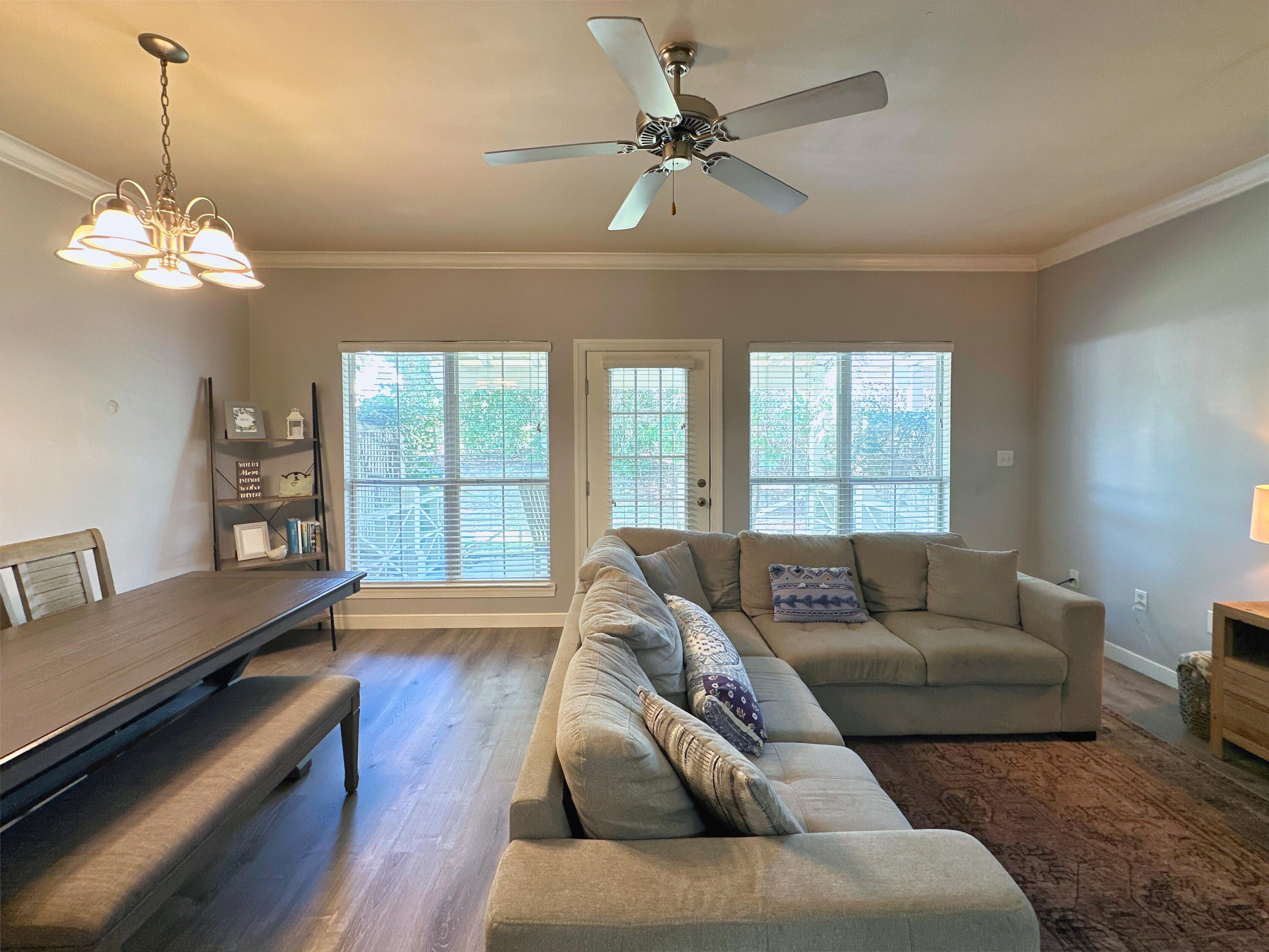 TWIN LAKES TOWNHOMES PH 2 - Residential