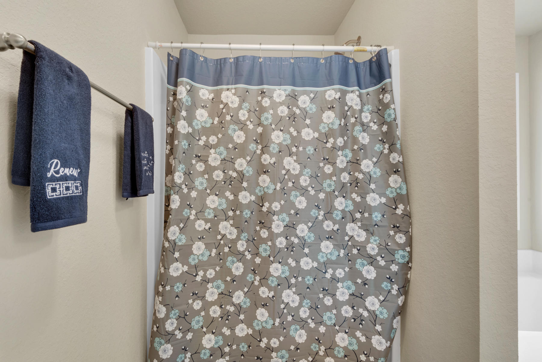 MOSSY OAKS - Residential