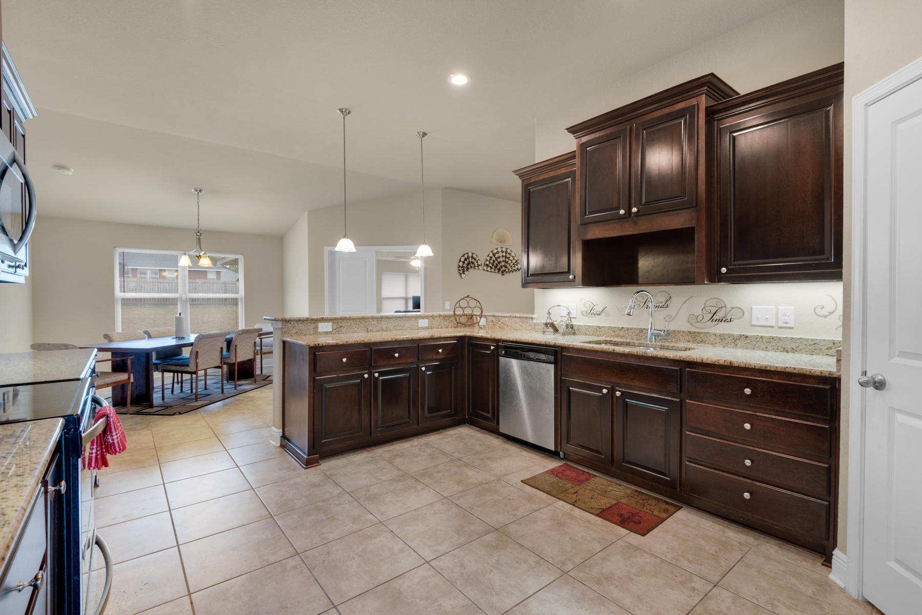 MOSSY OAKS - Residential