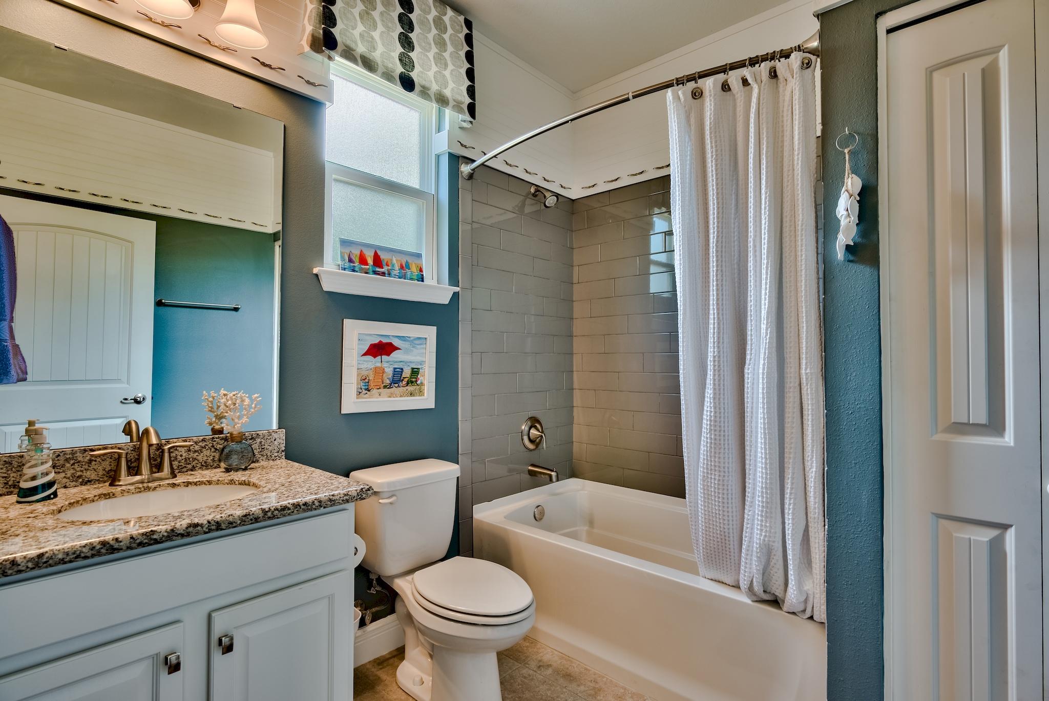 PINEWOOD PRESERVE - Residential