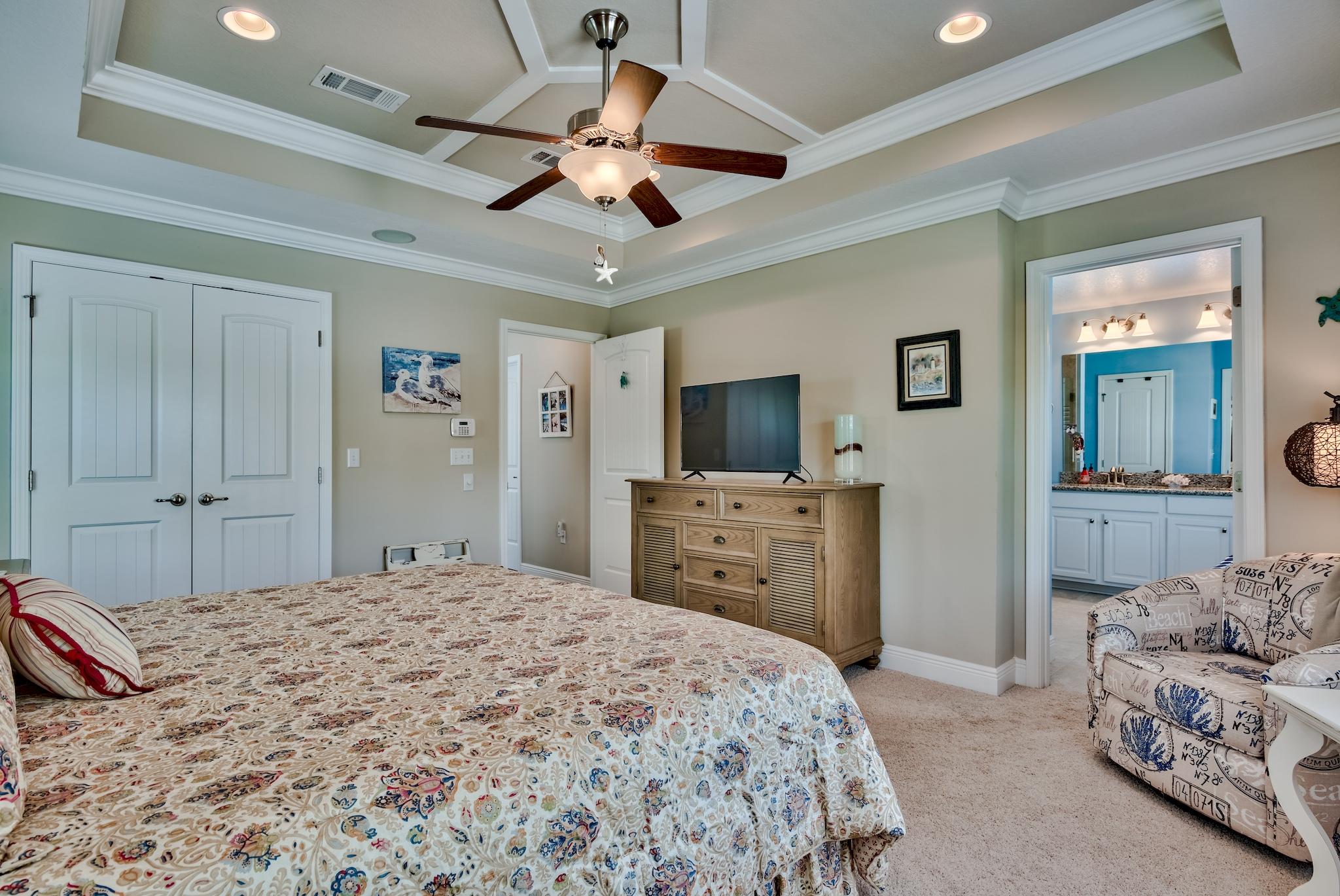 PINEWOOD PRESERVE - Residential