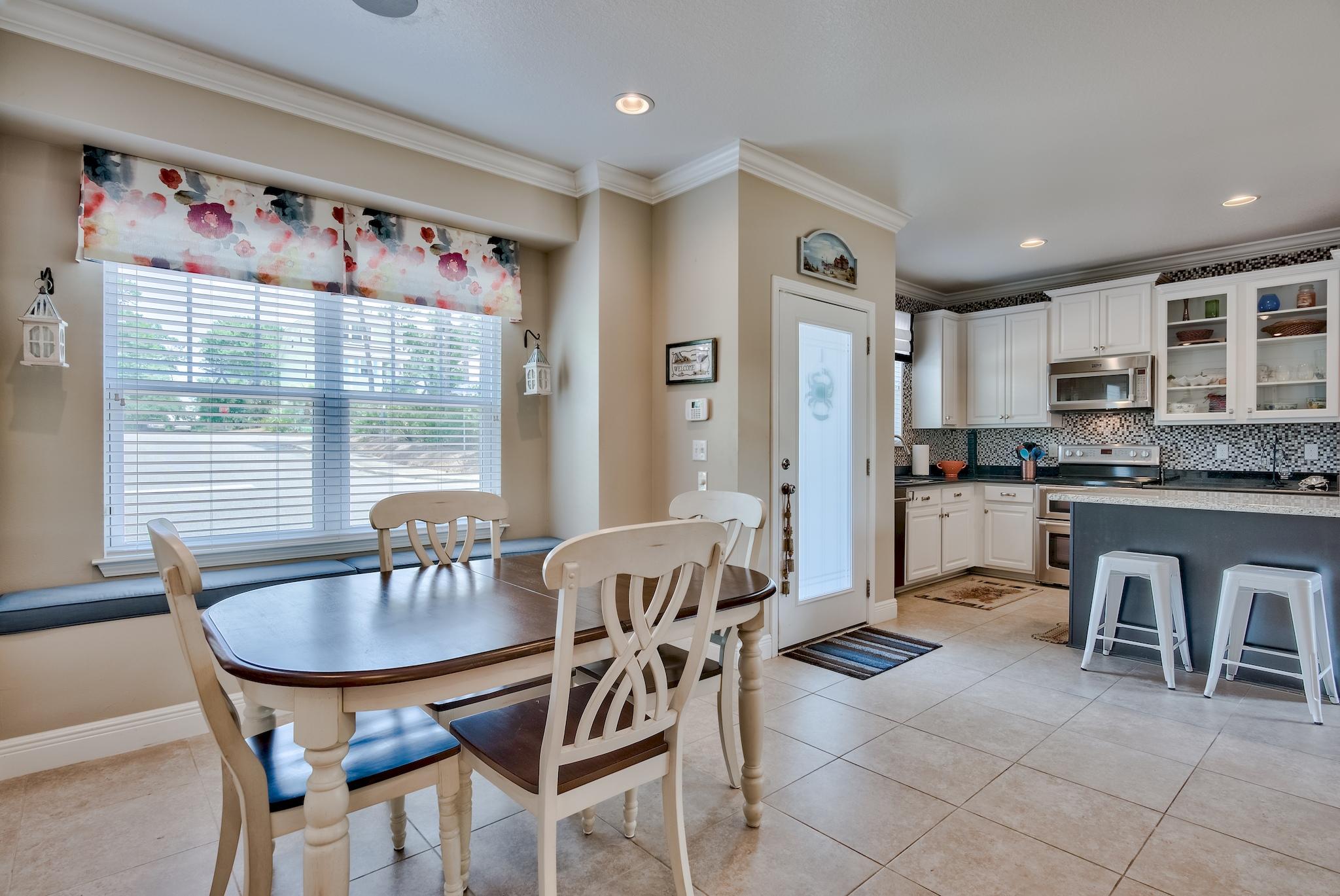 PINEWOOD PRESERVE - Residential