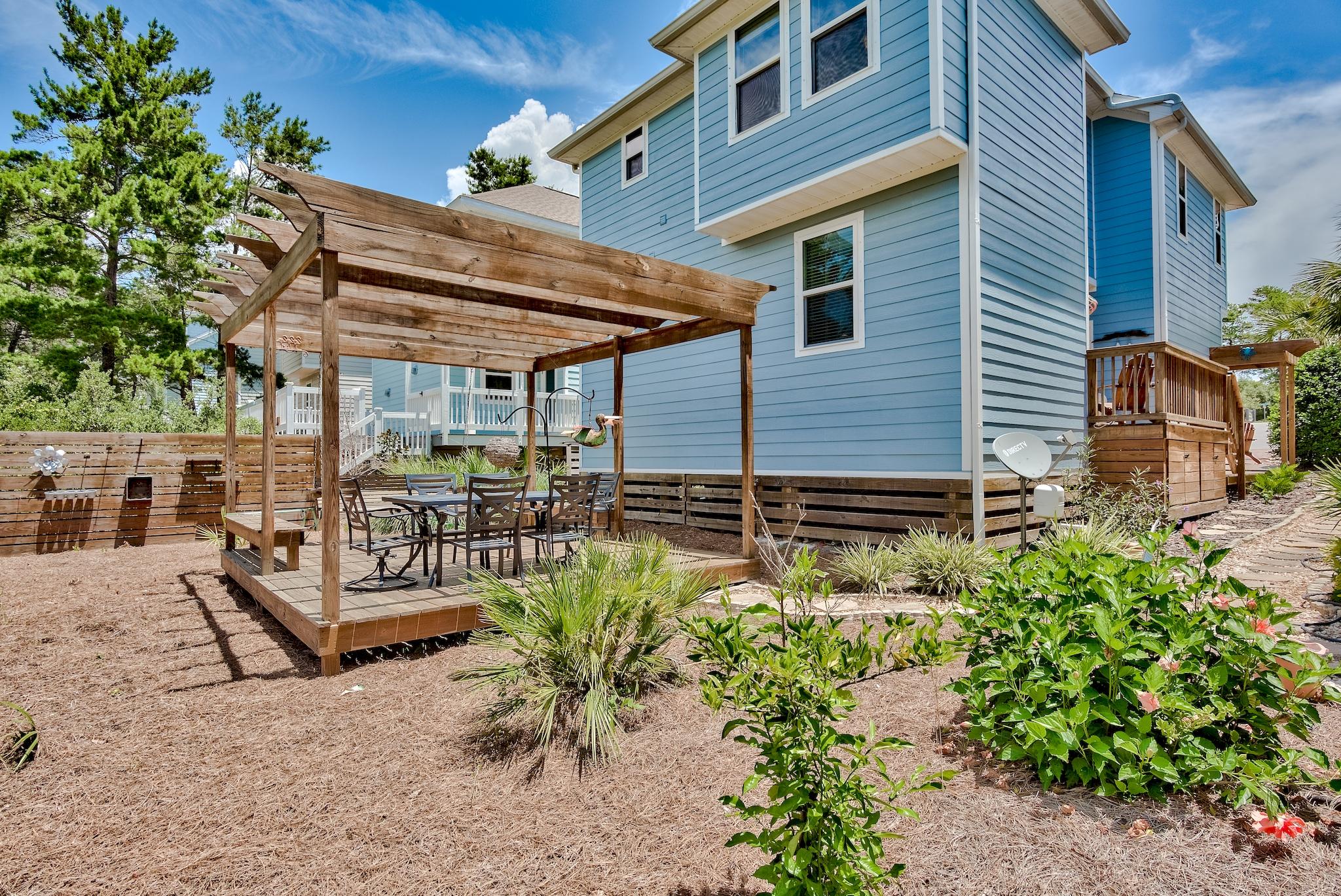 PINEWOOD PRESERVE - Residential