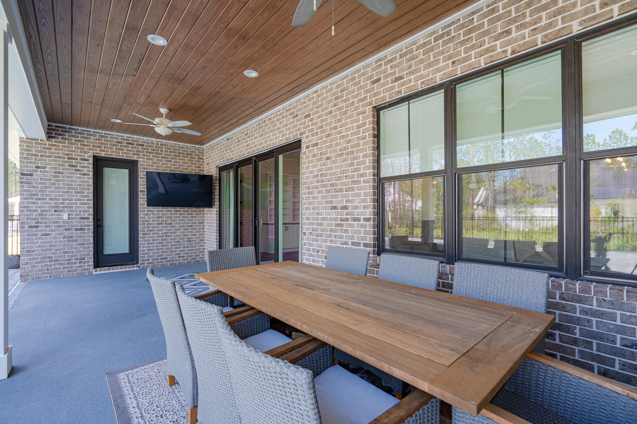SECLUSION BAY - Residential